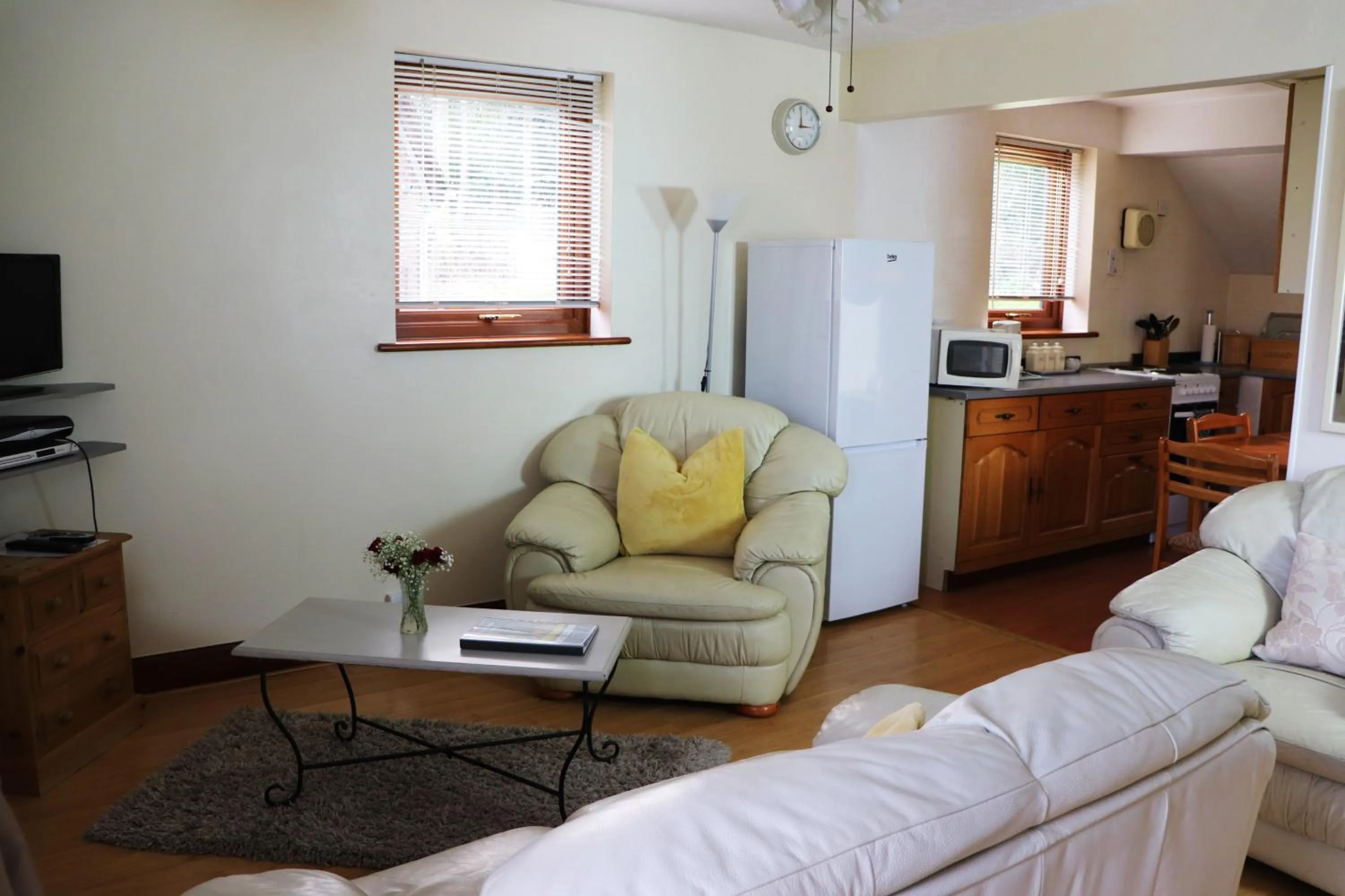 Living room in Glyndley Manor Cottages