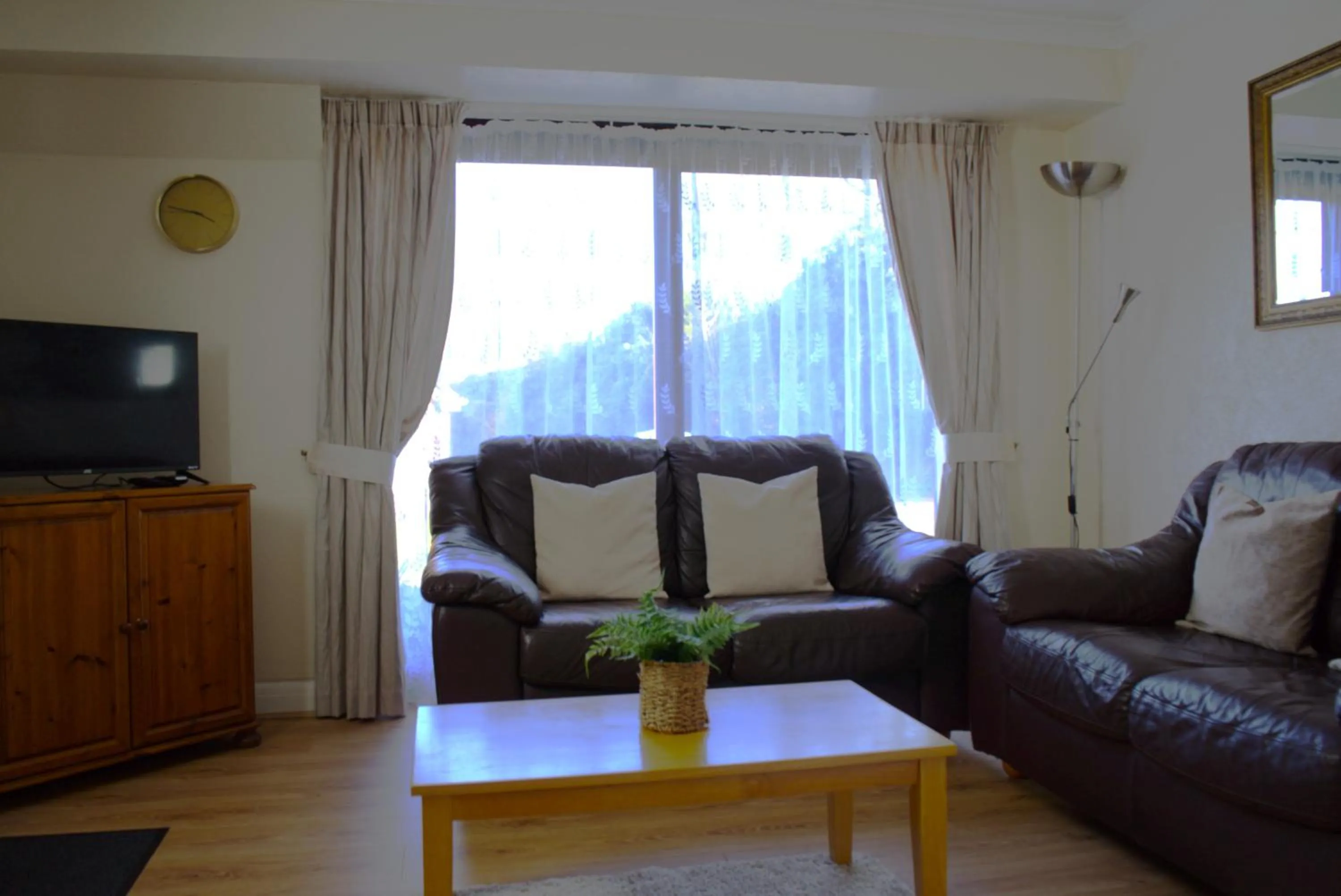 Living room in Glyndley Manor Cottages