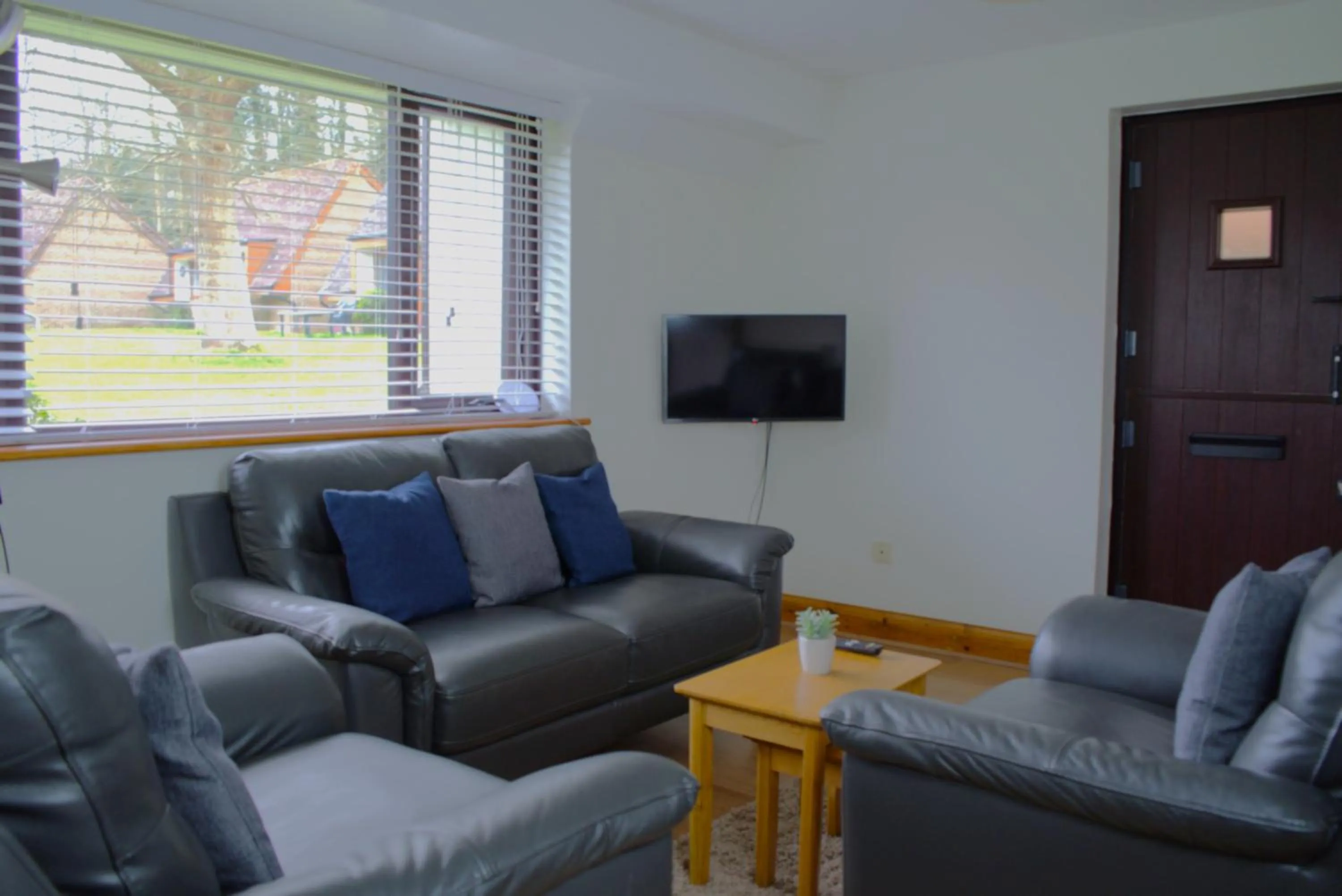 Living room in Glyndley Manor Cottages