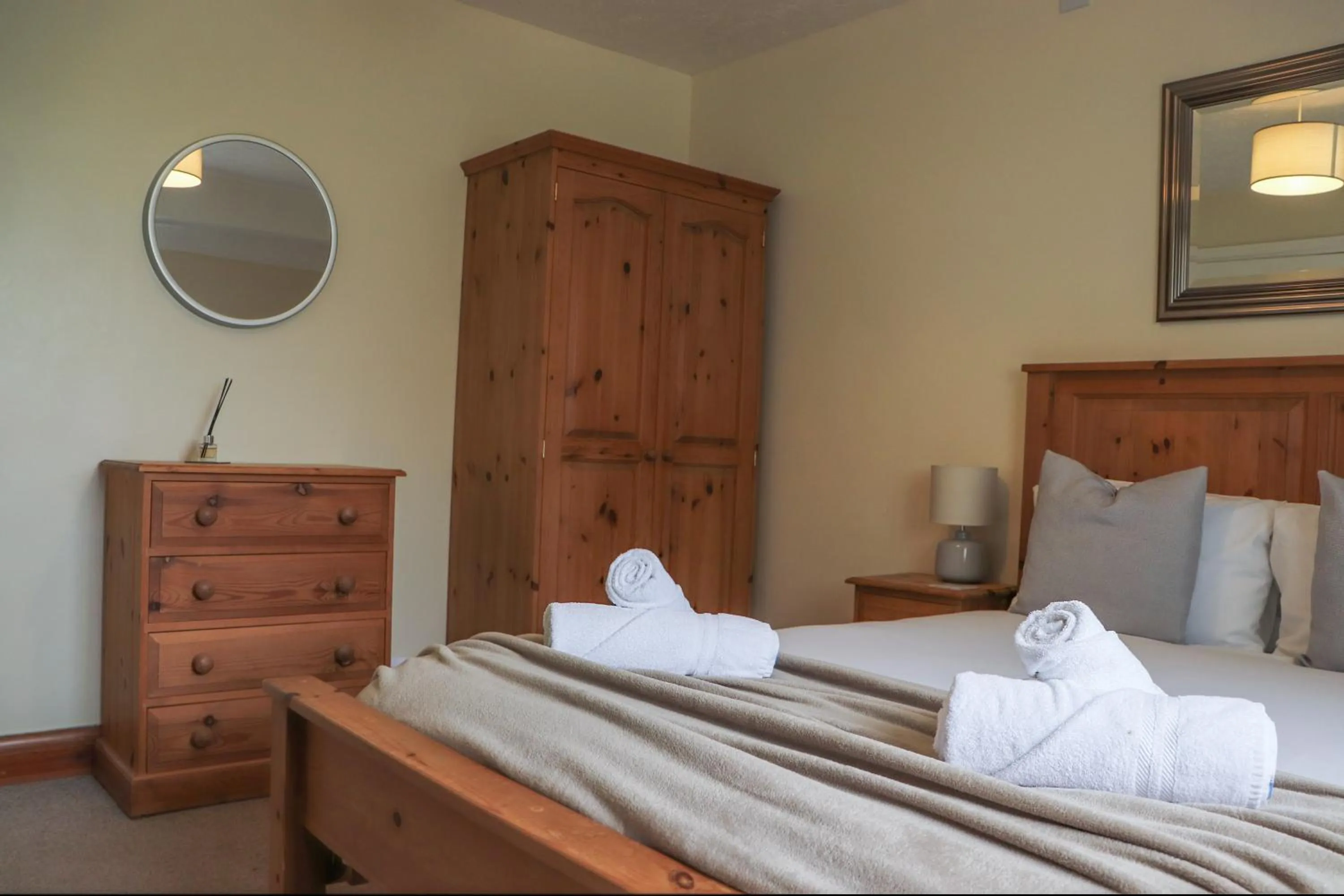 Bed in Glyndley Manor Cottages