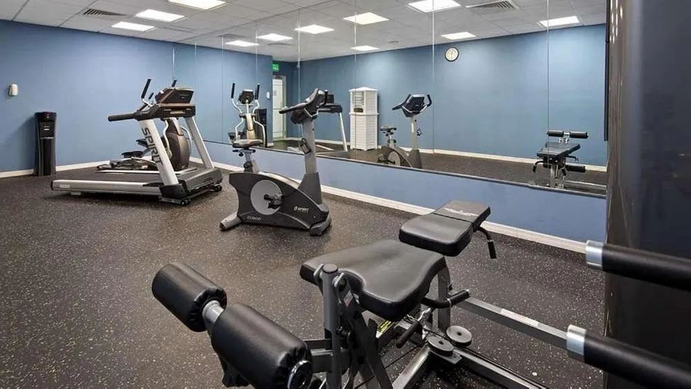Fitness centre/facilities in Ramada by Wyndham Cocoa