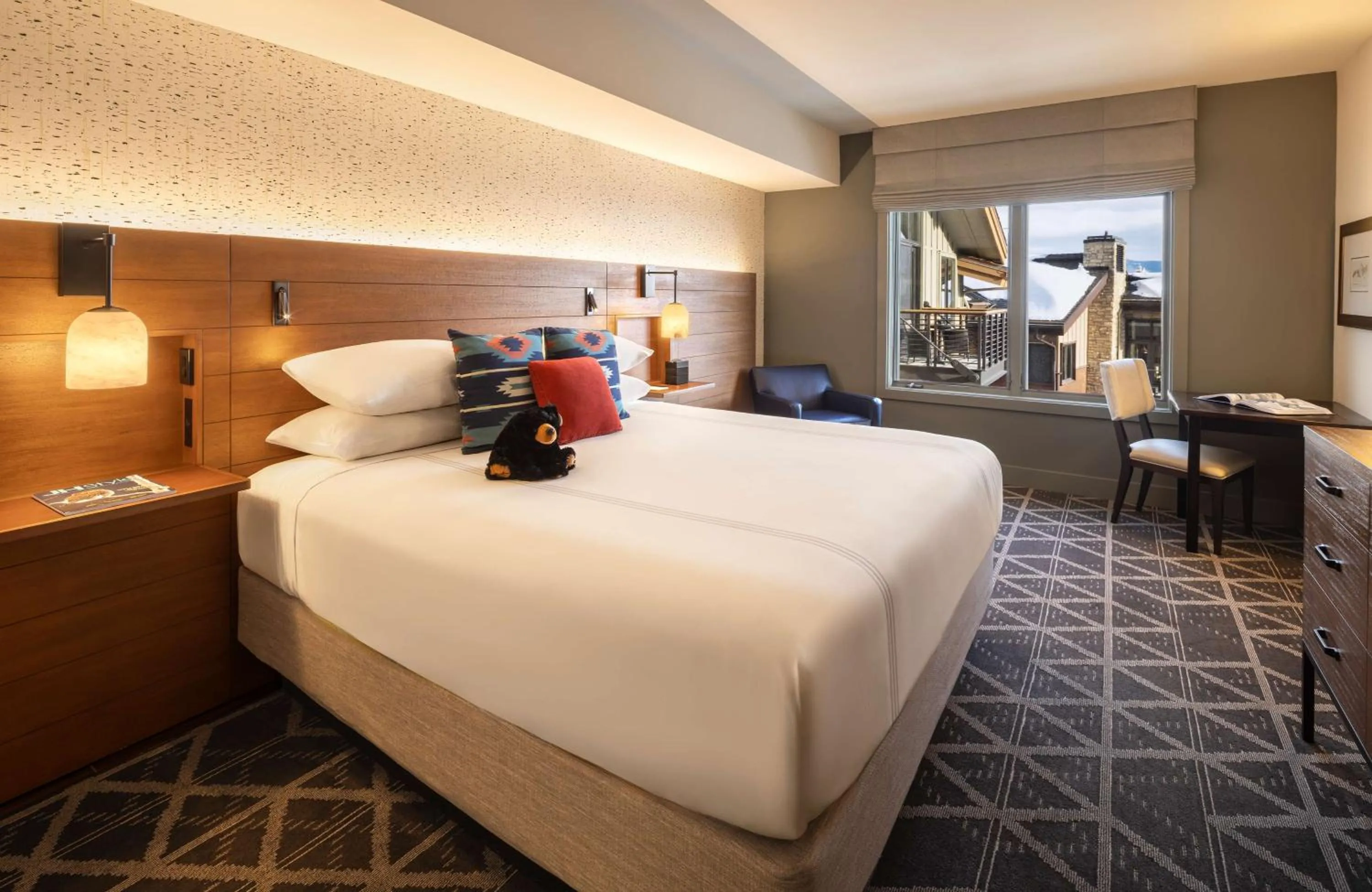 Seating area, Bed in Hotel Terra Jackson Hole, a Noble House Resort