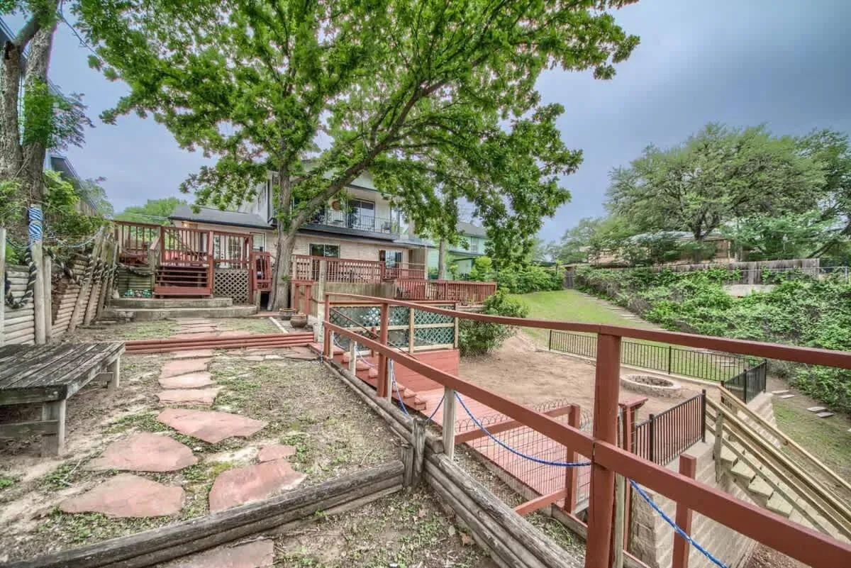 Texas River Haus LD 1683