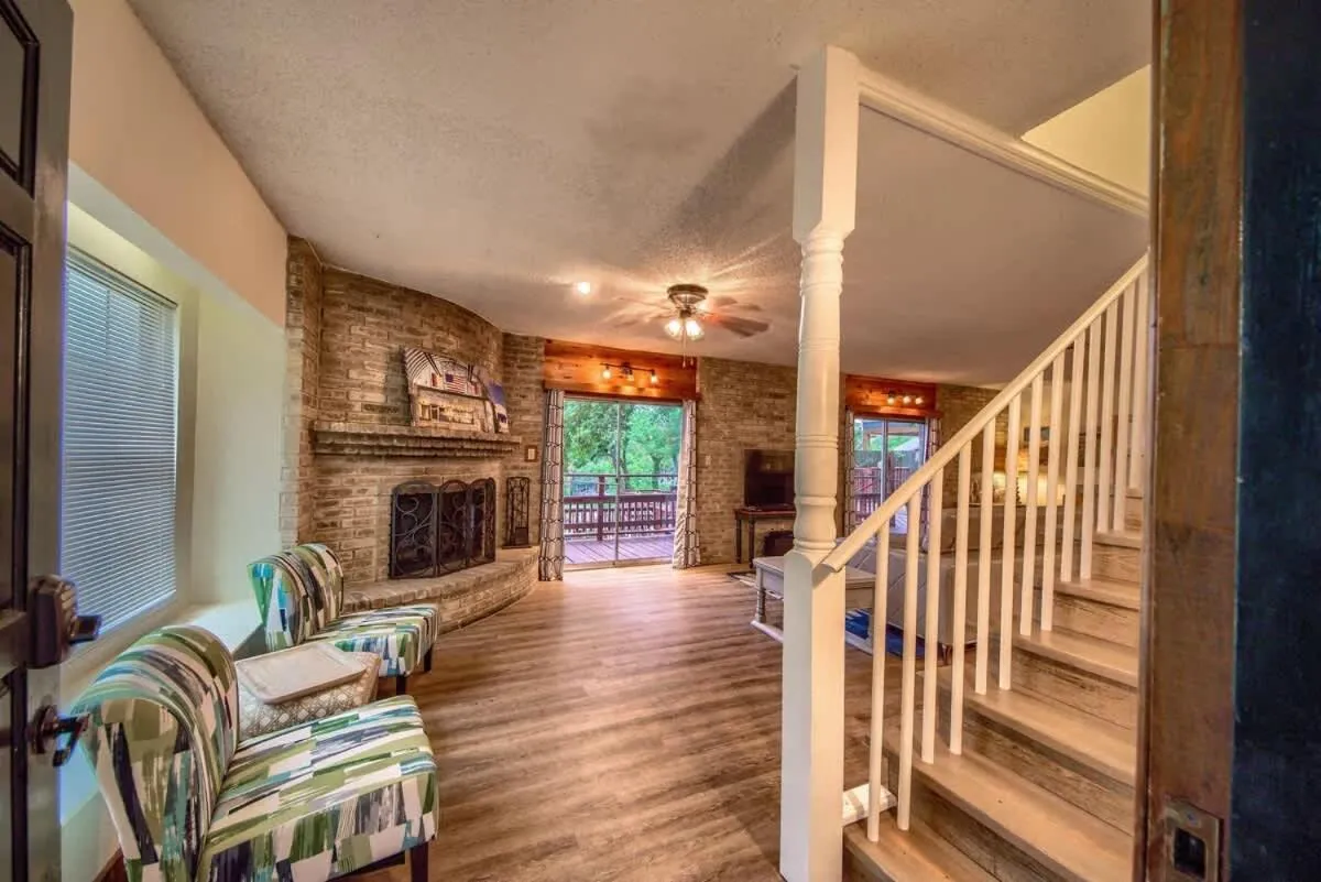 Texas River Haus LD 1683