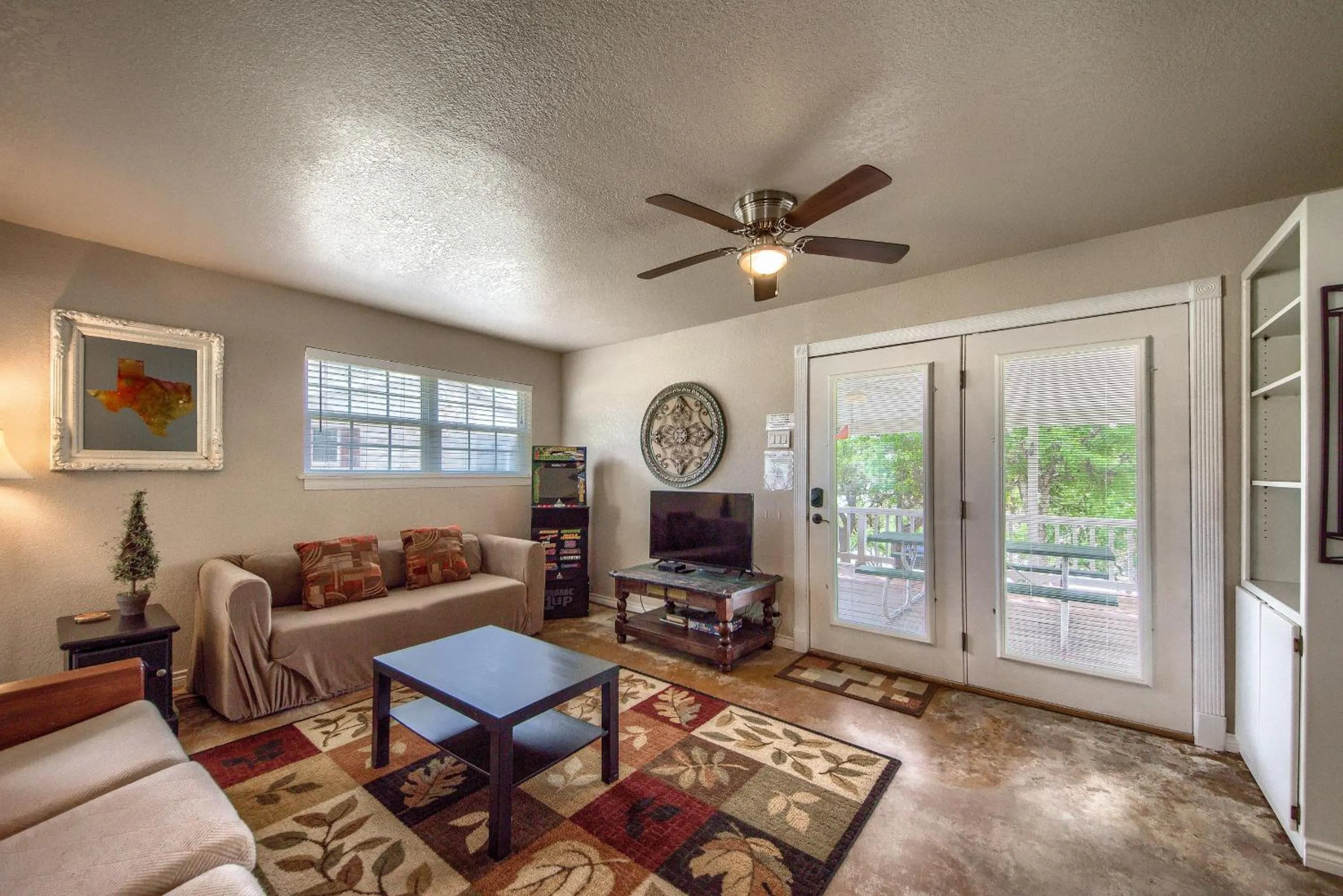 Other in CL 1105C A Shore Thing