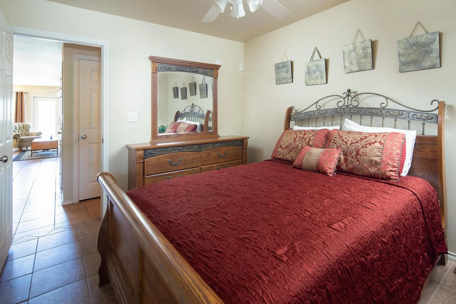 Other, Bed in 5 O Clock Somewhere WW H302