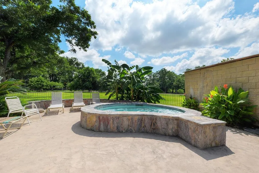 Other in 5 O Clock Somewhere WW H302