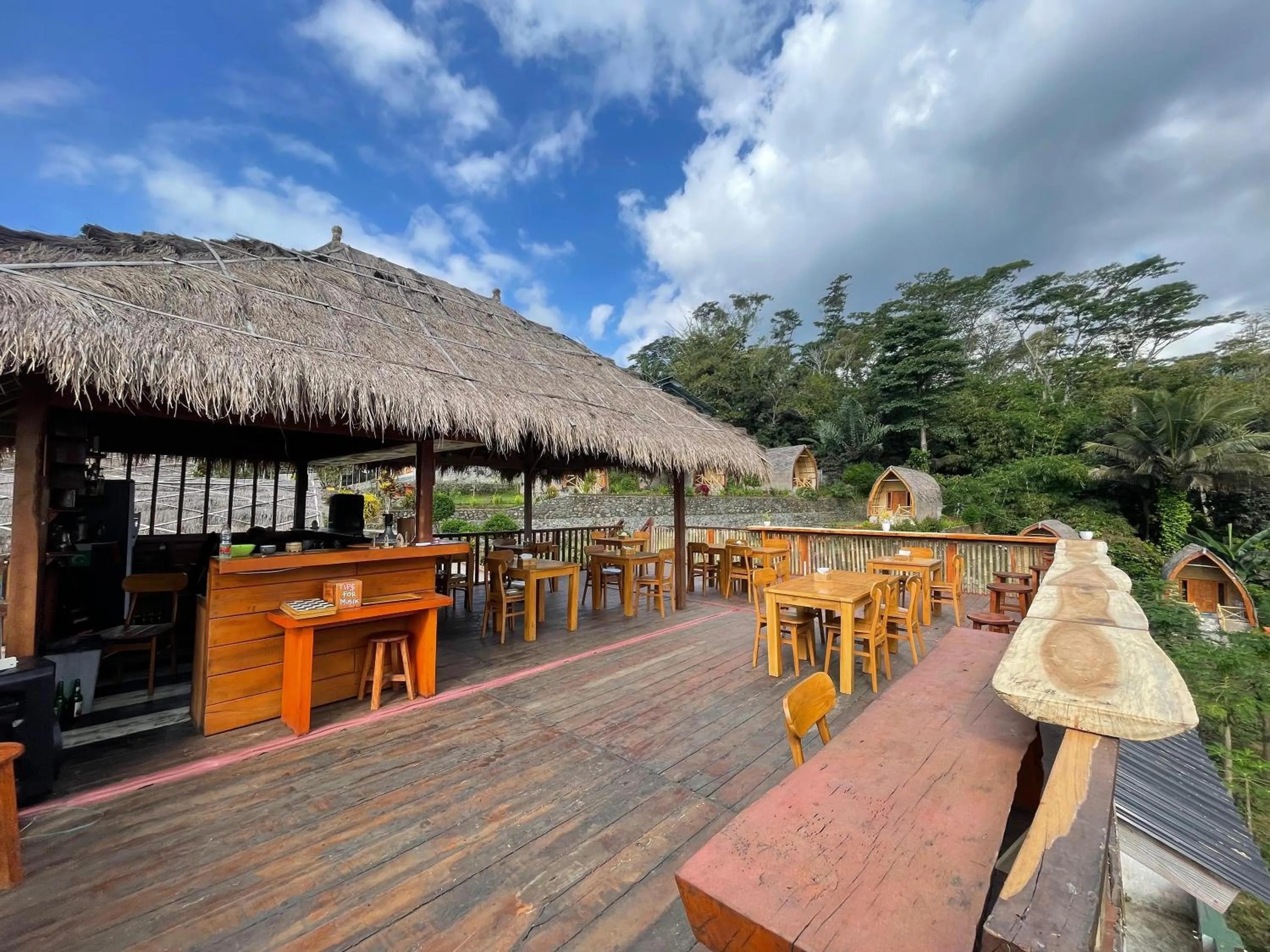 Restaurant/places to eat in Villa Bambu Rinjani & Restaurant