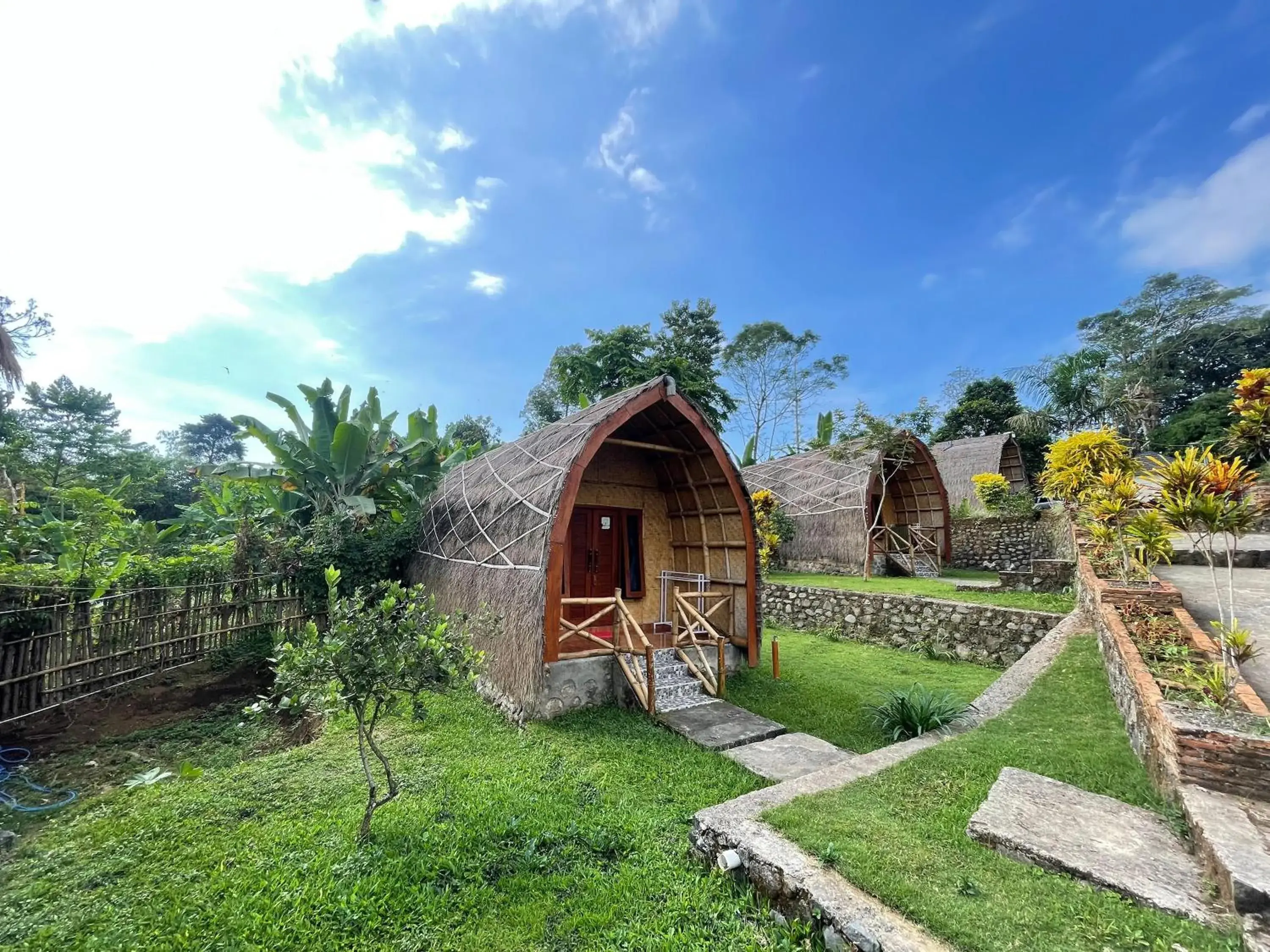 Property building in Villa Bambu Rinjani & Restaurant Property building in Villa Bambu Rinjani & Restaurant