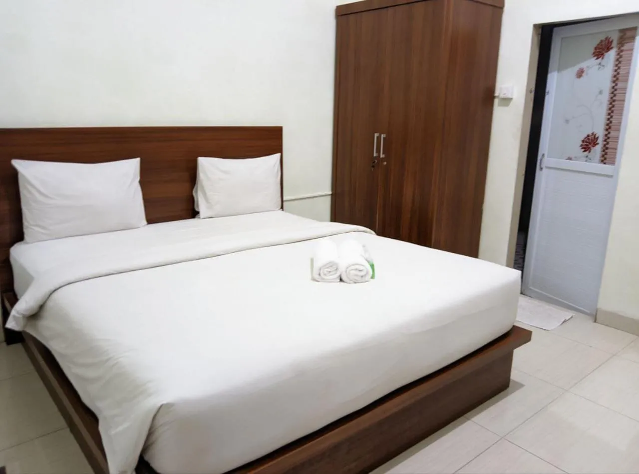 Bedroom, Bed in Teratai Residence RedPartner