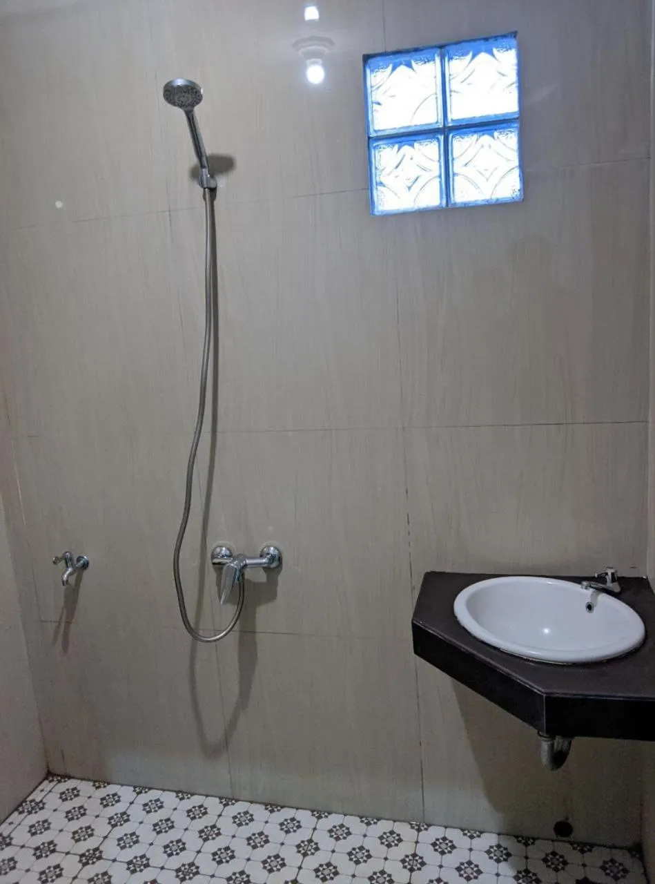 Bathroom in Teratai Residence RedPartner