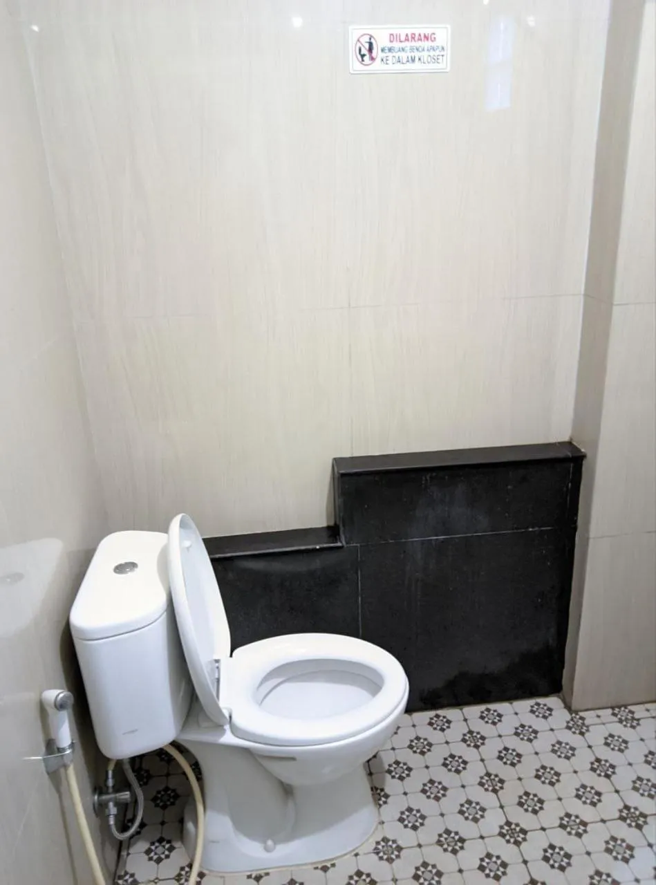 Bathroom in Teratai Residence RedPartner