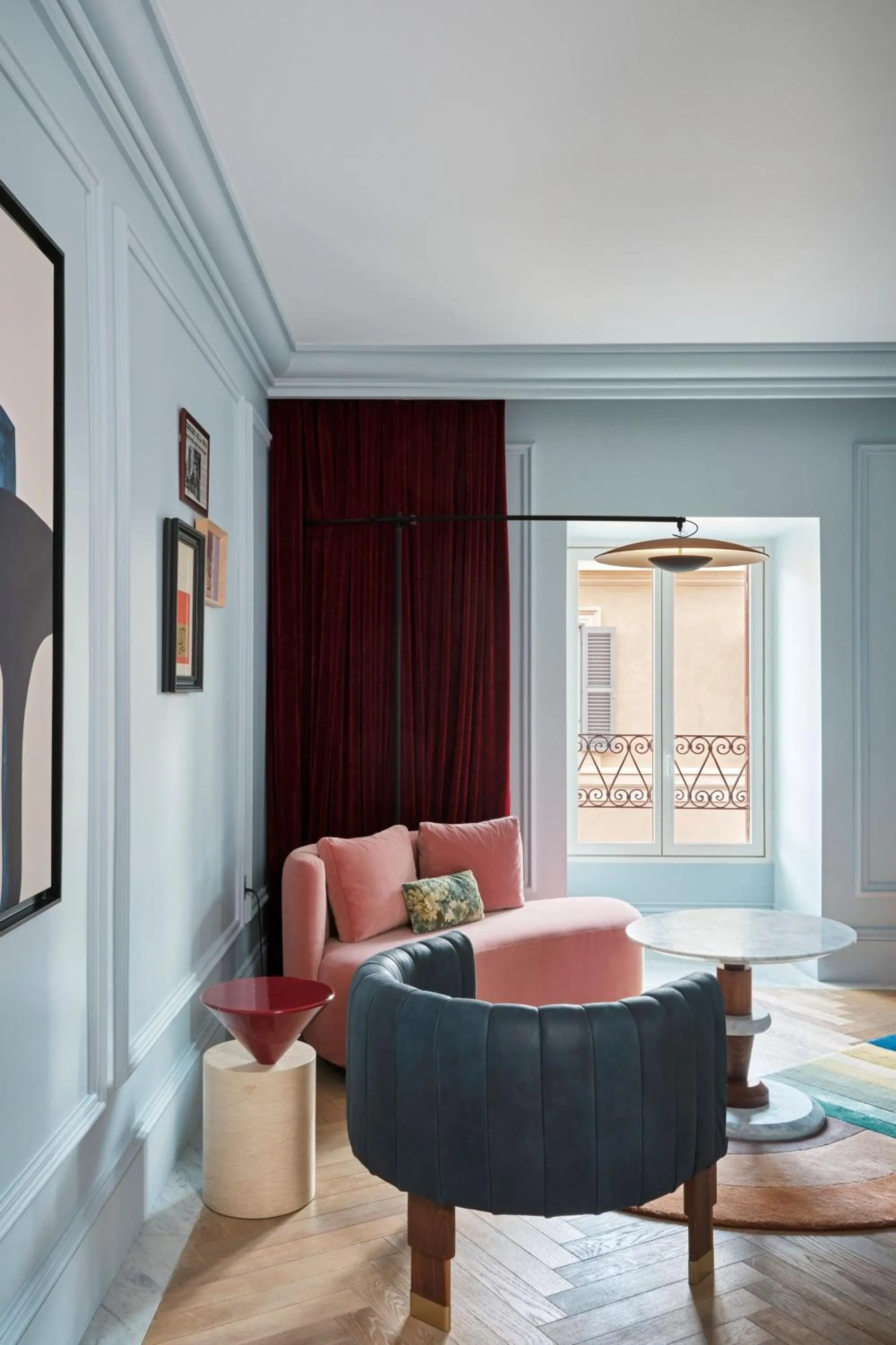 Photo of the whole room in W Rome