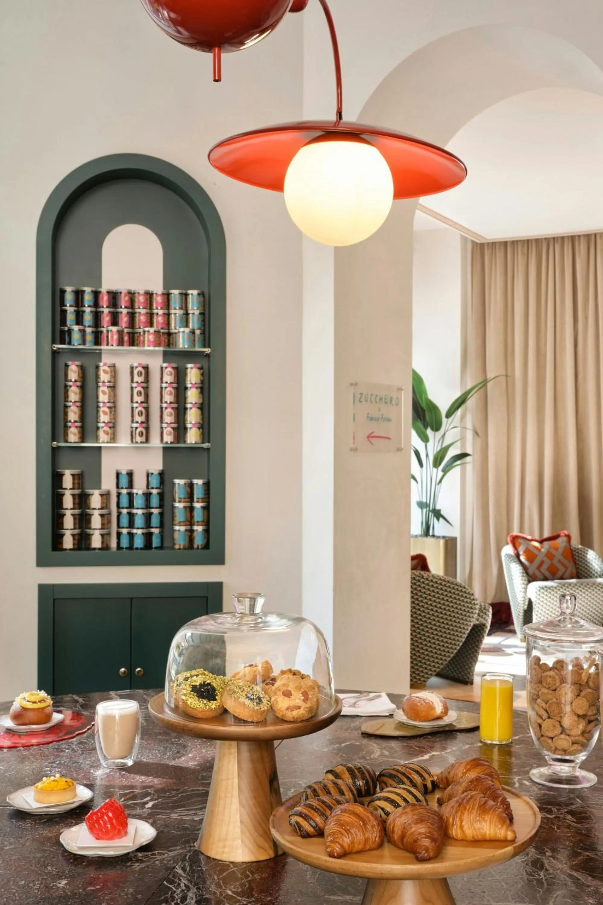 Restaurant/places to eat in W Rome