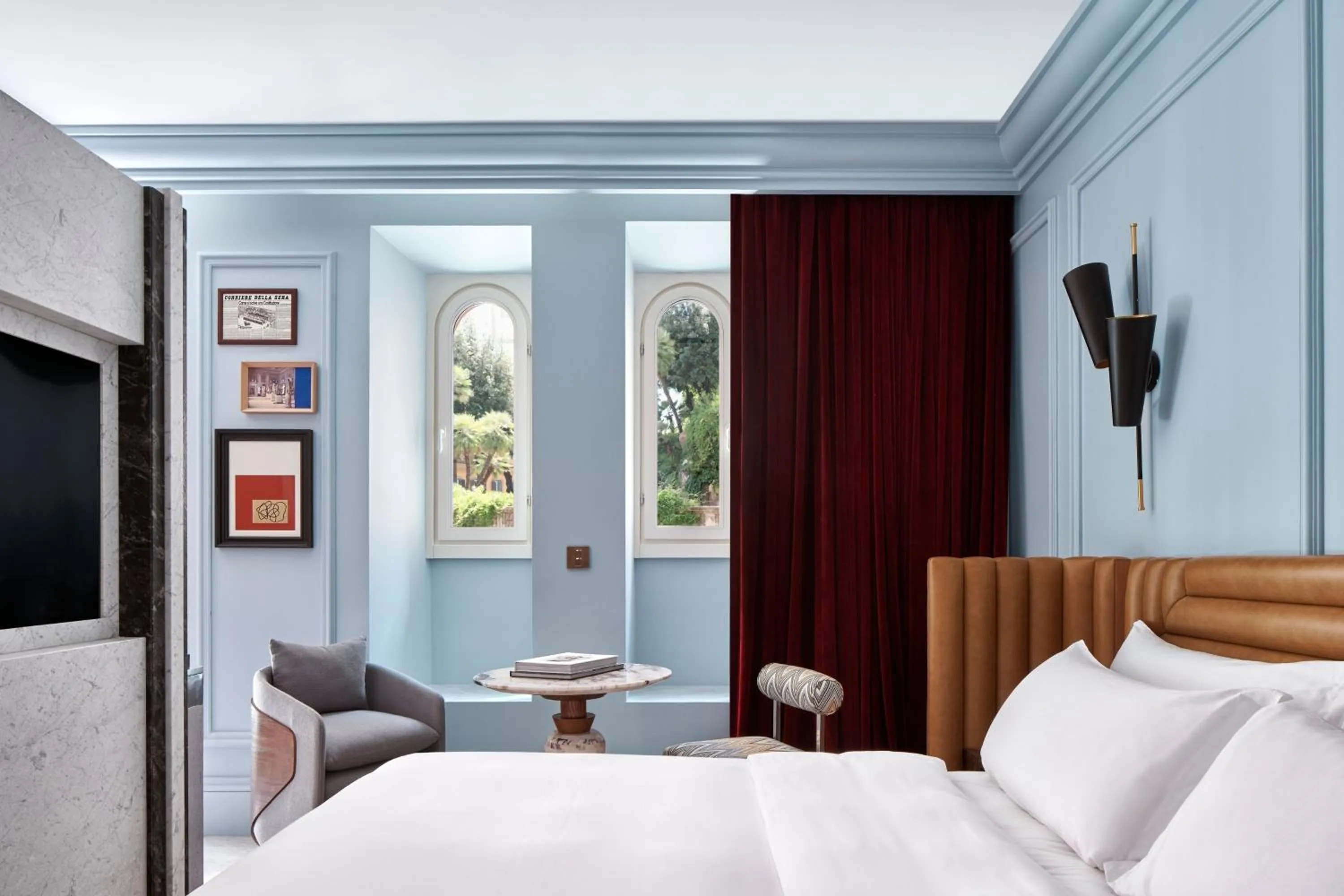 Photo of the whole room, Bed in W Rome