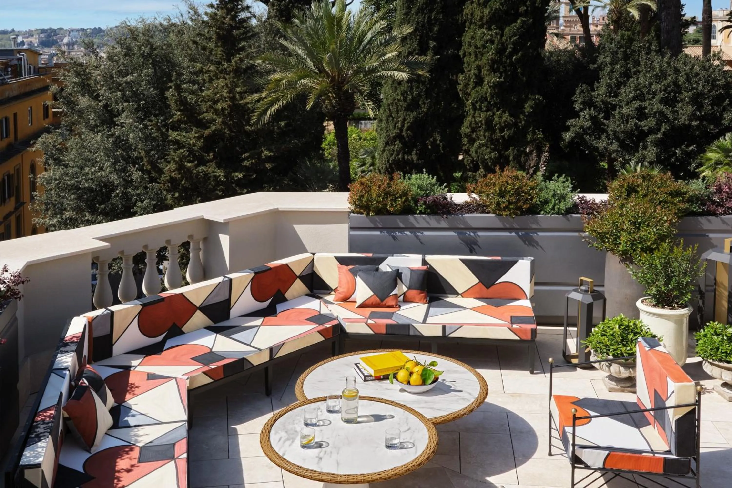 Photo of the whole room in W Rome