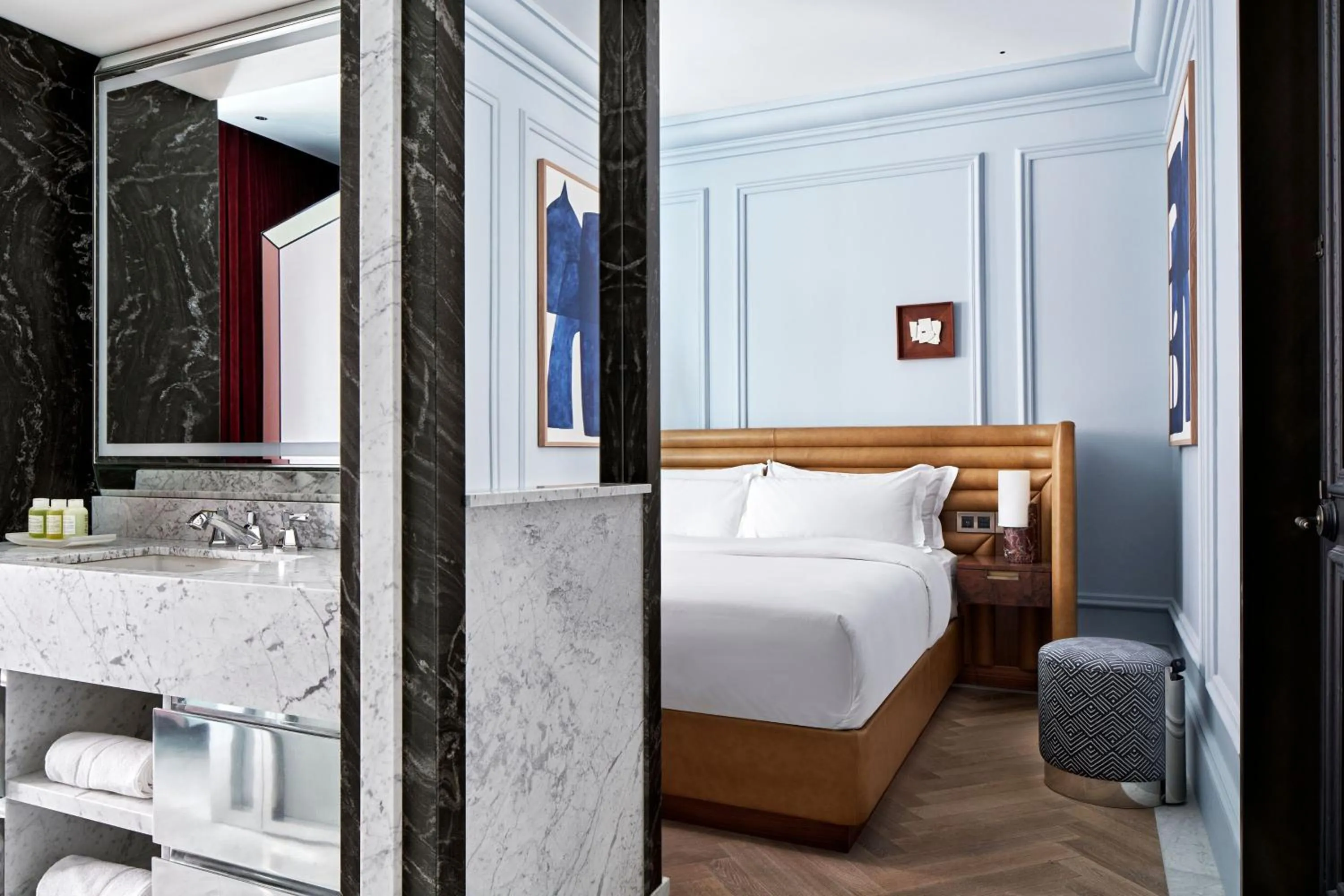 Photo of the whole room, Bed in W Rome