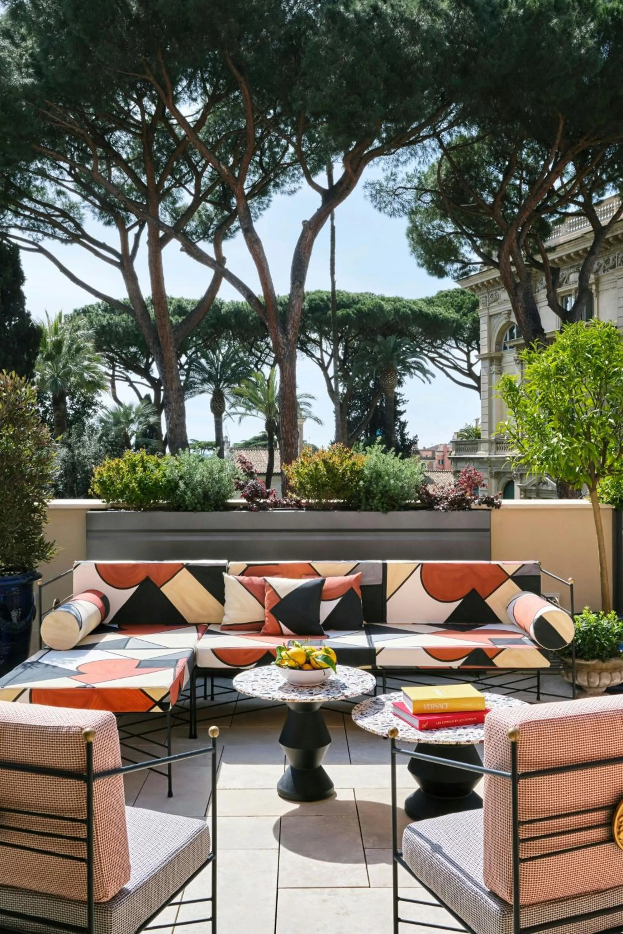 Photo of the whole room in W Rome