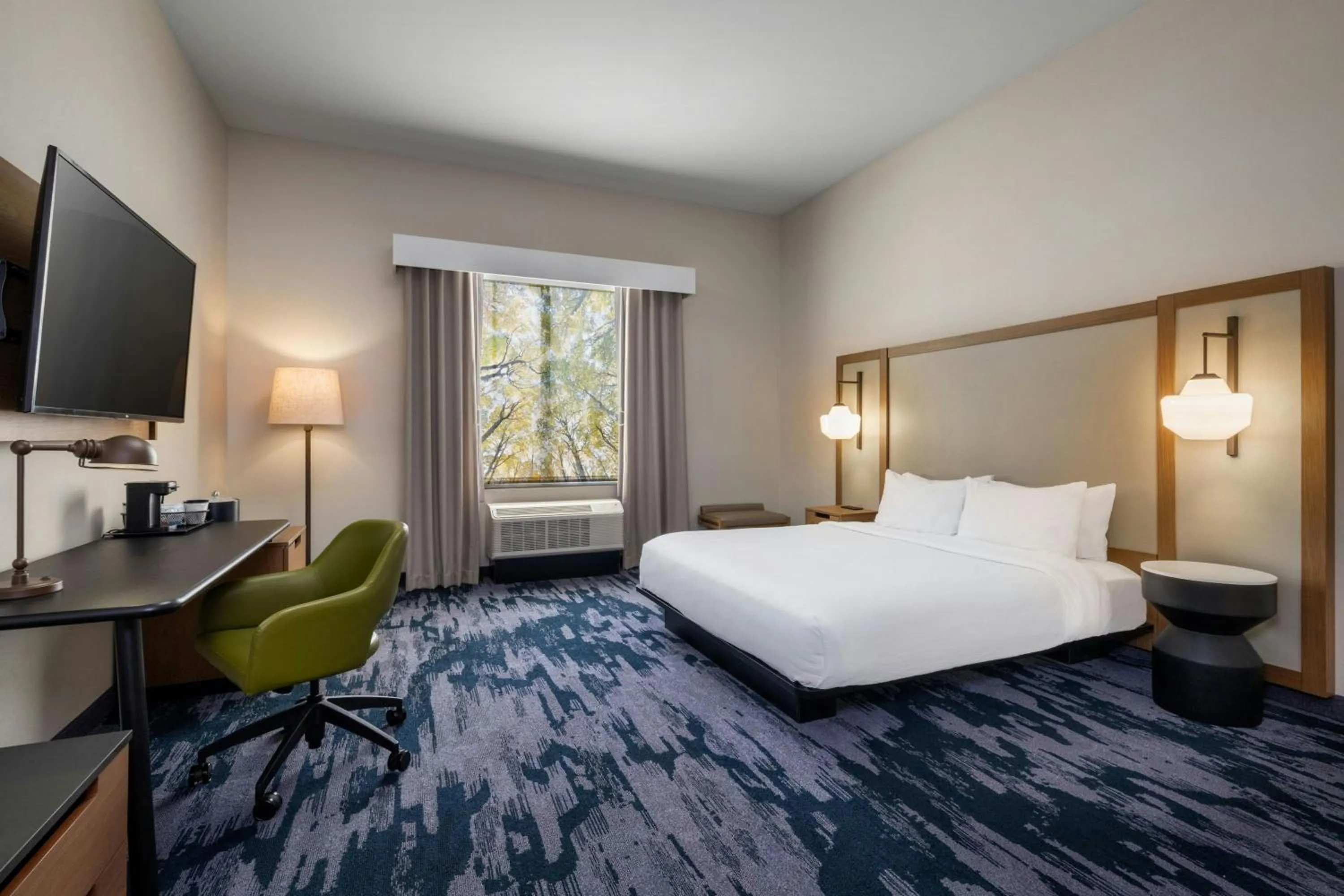 Photo of the whole room, Bed in Fairfield by Marriott Inn & Suites Louisville Shepherdsville