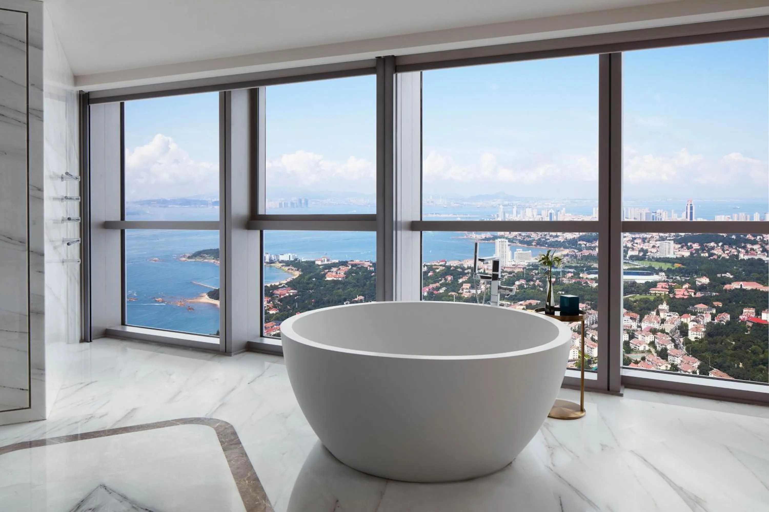 Bathroom in The St. Regis Qingdao