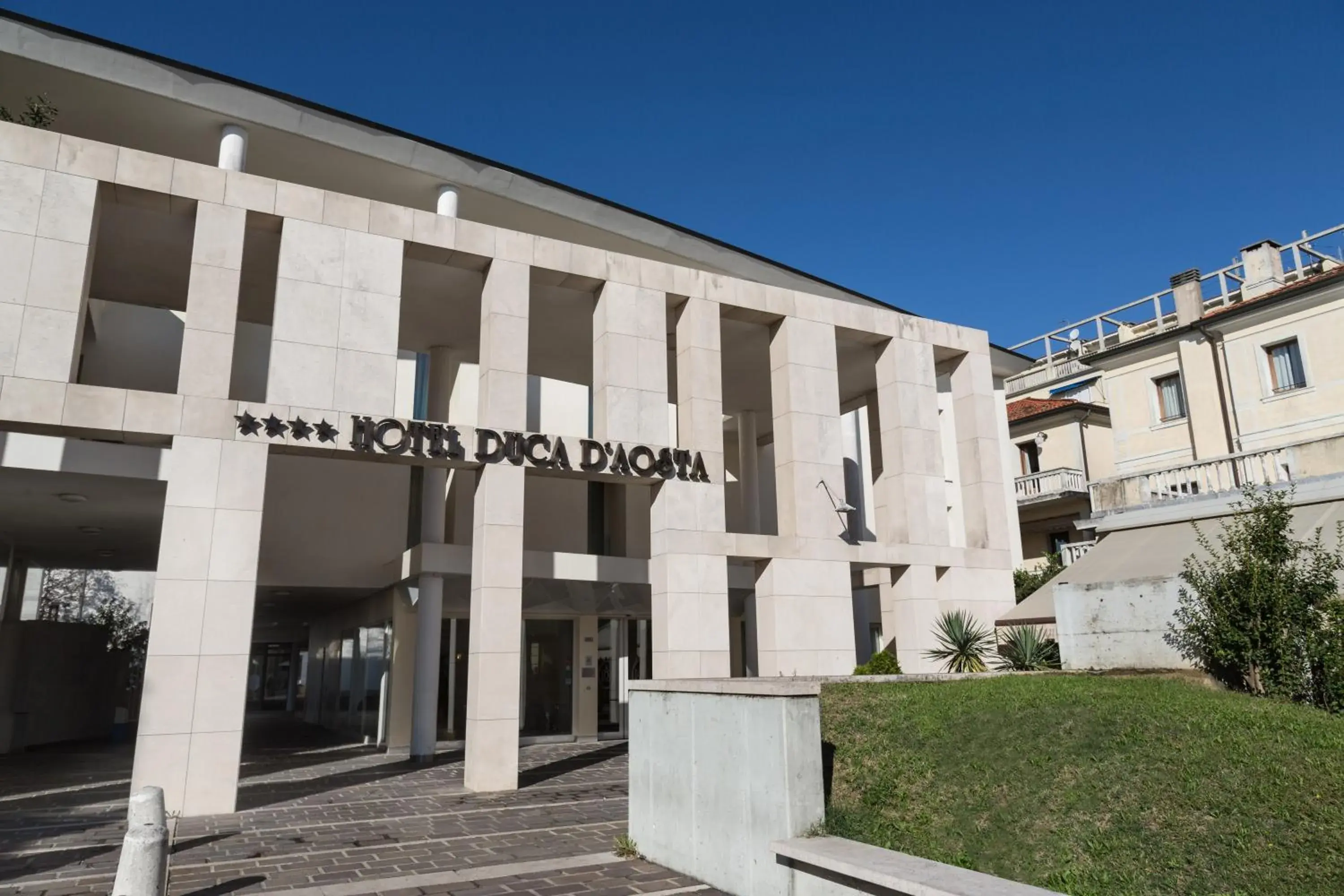 Property building in HOTEL DUCA D'AOSTA Property building in HOTEL DUCA D'AOSTA