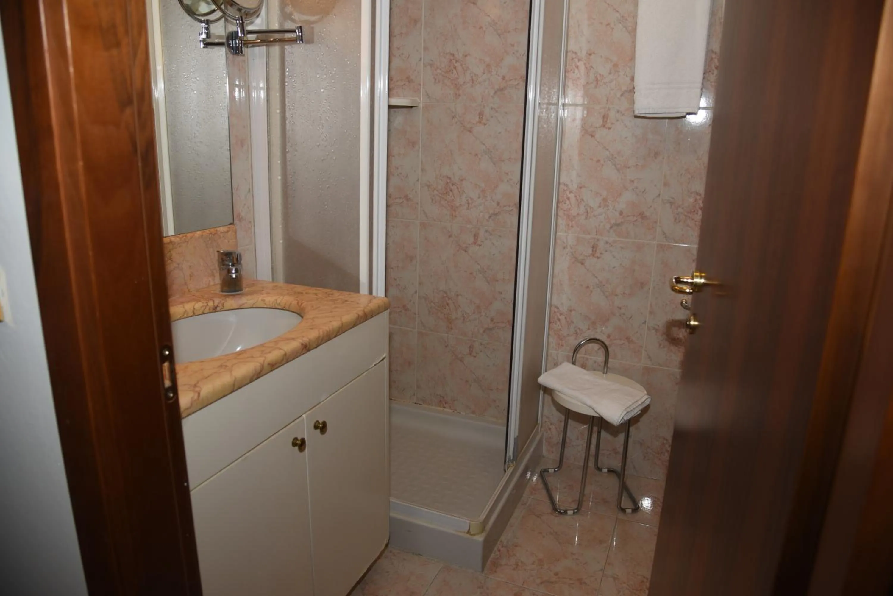 Toilet in HOTEL DUCA D'AOSTA