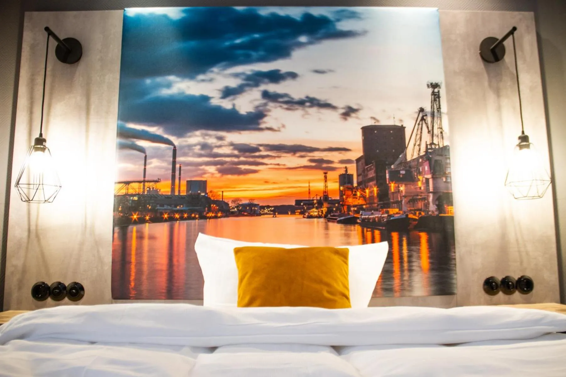 Bed in Hotel-Restaurant Steuermann