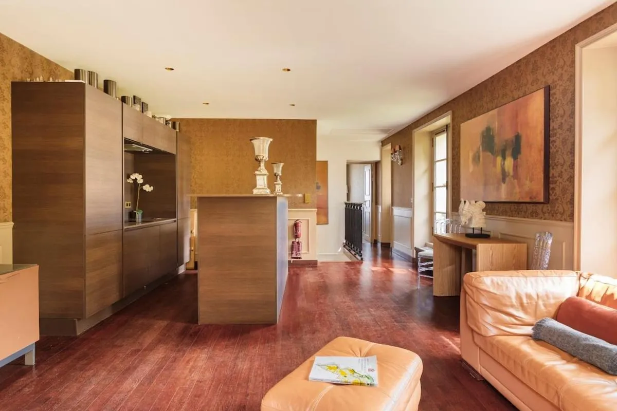 Le Château d Hardricourt