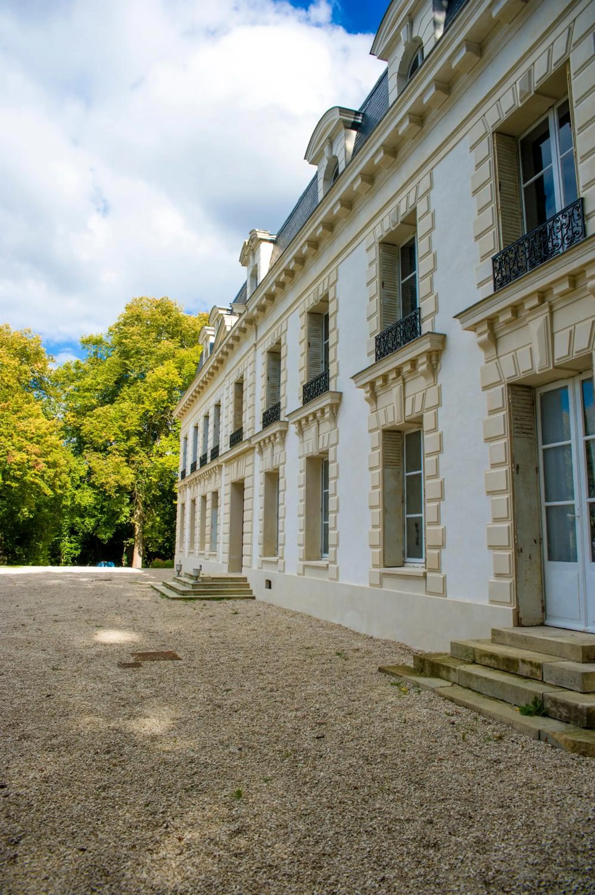 Le Château d Hardricourt