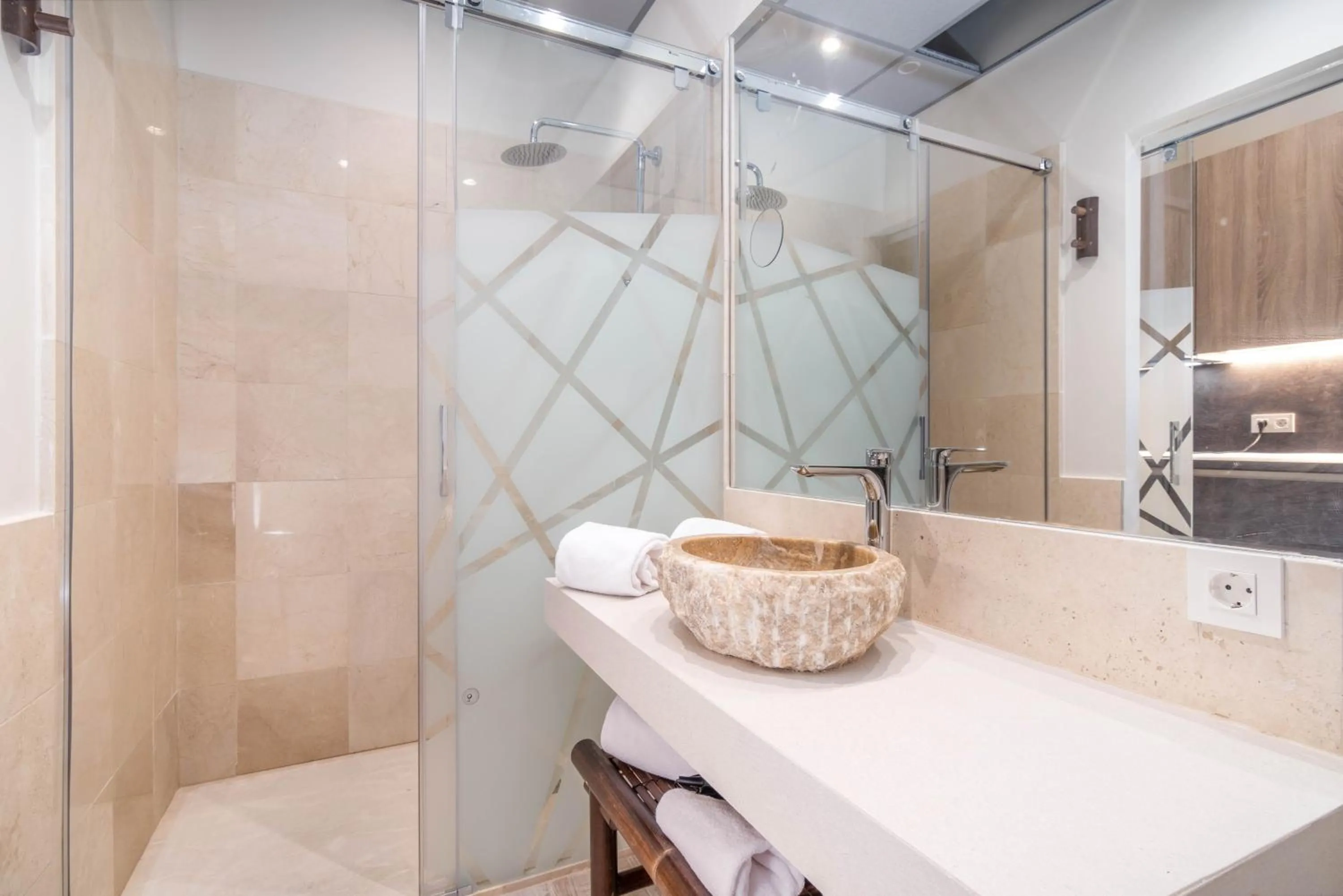 Bathroom in Tarifa Suites by QHotels