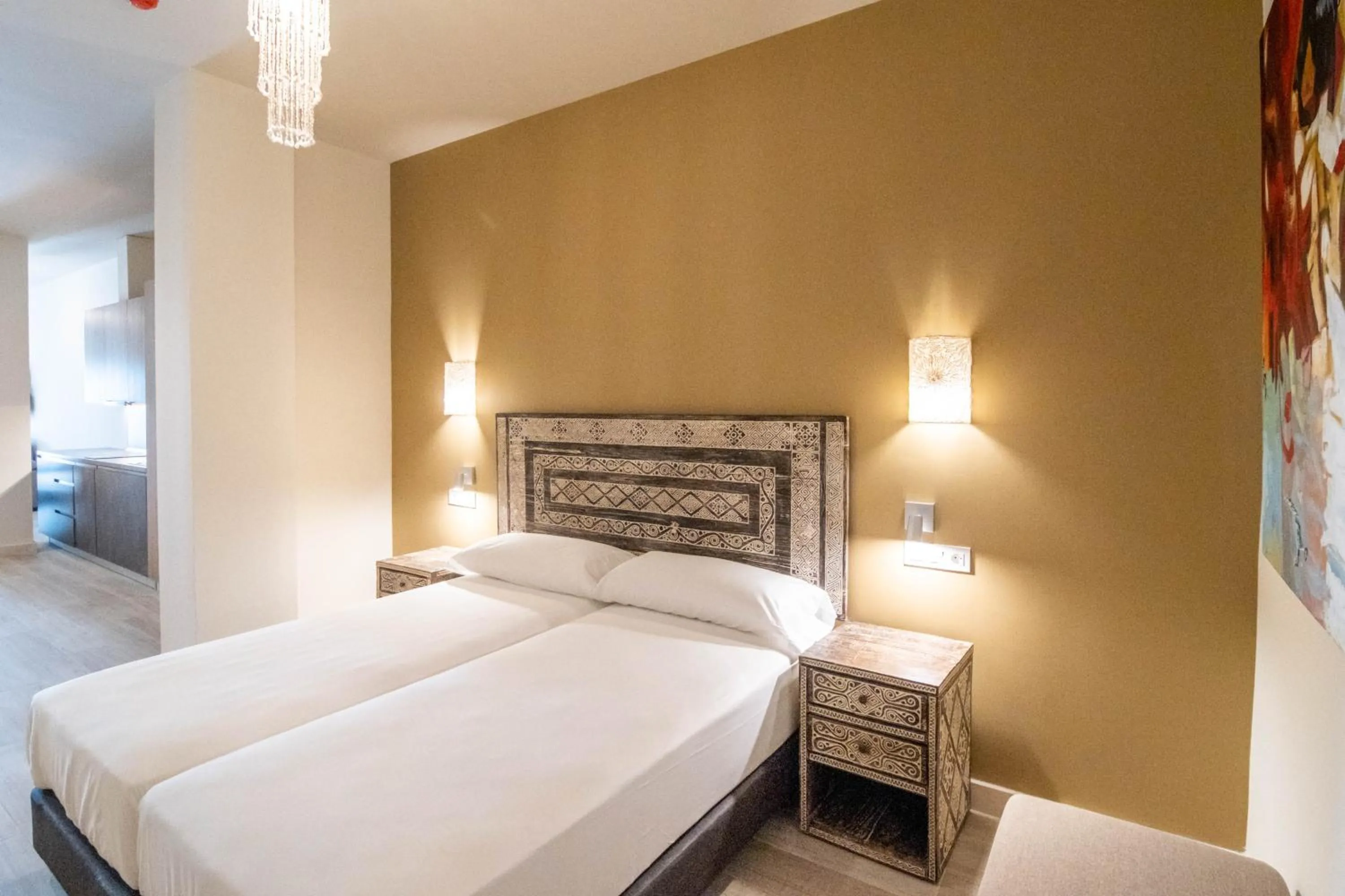 Bedroom, Bed in Tarifa Suites by QHotels