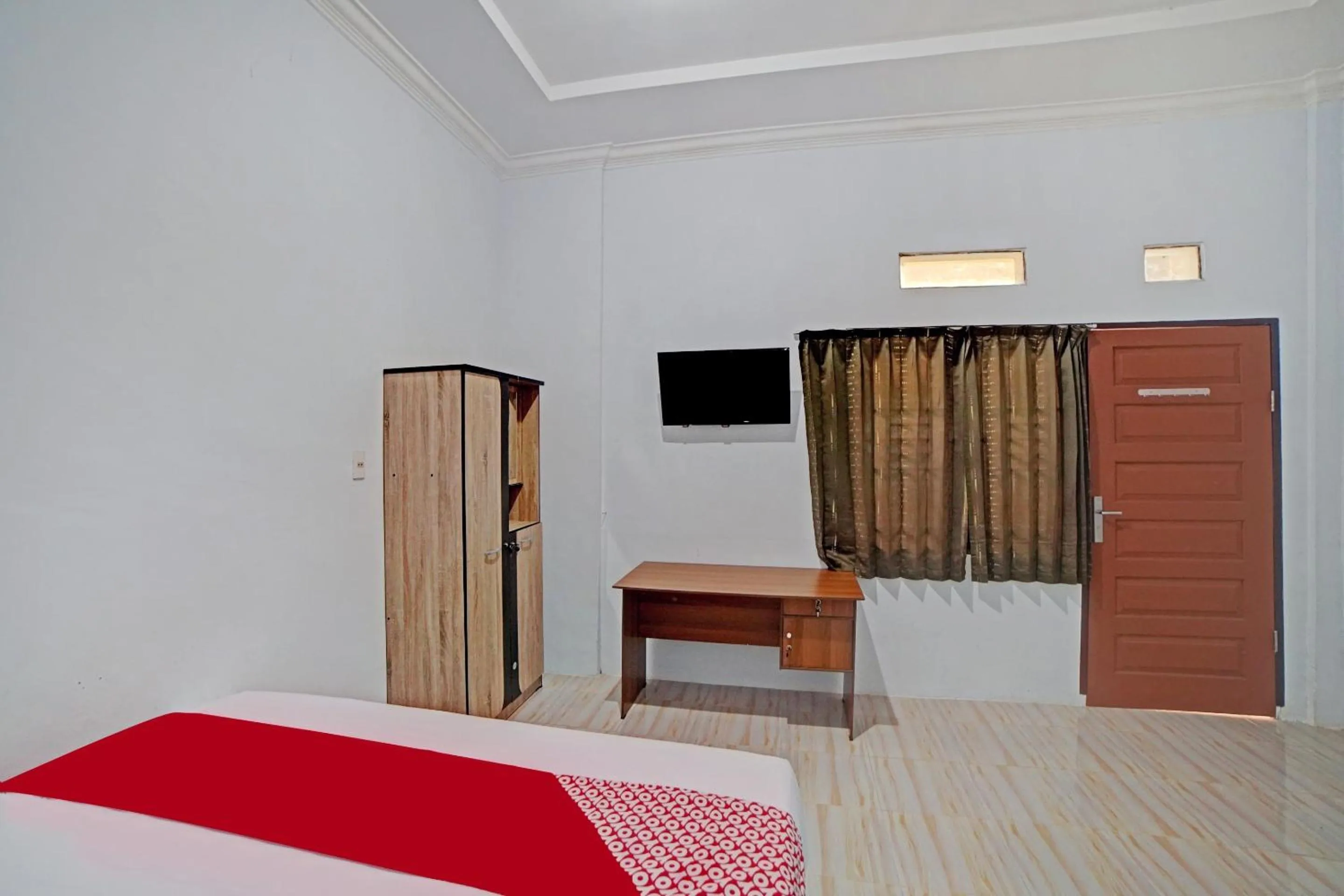 Bedroom, Bed in Hotel O Madina Residence Syariah