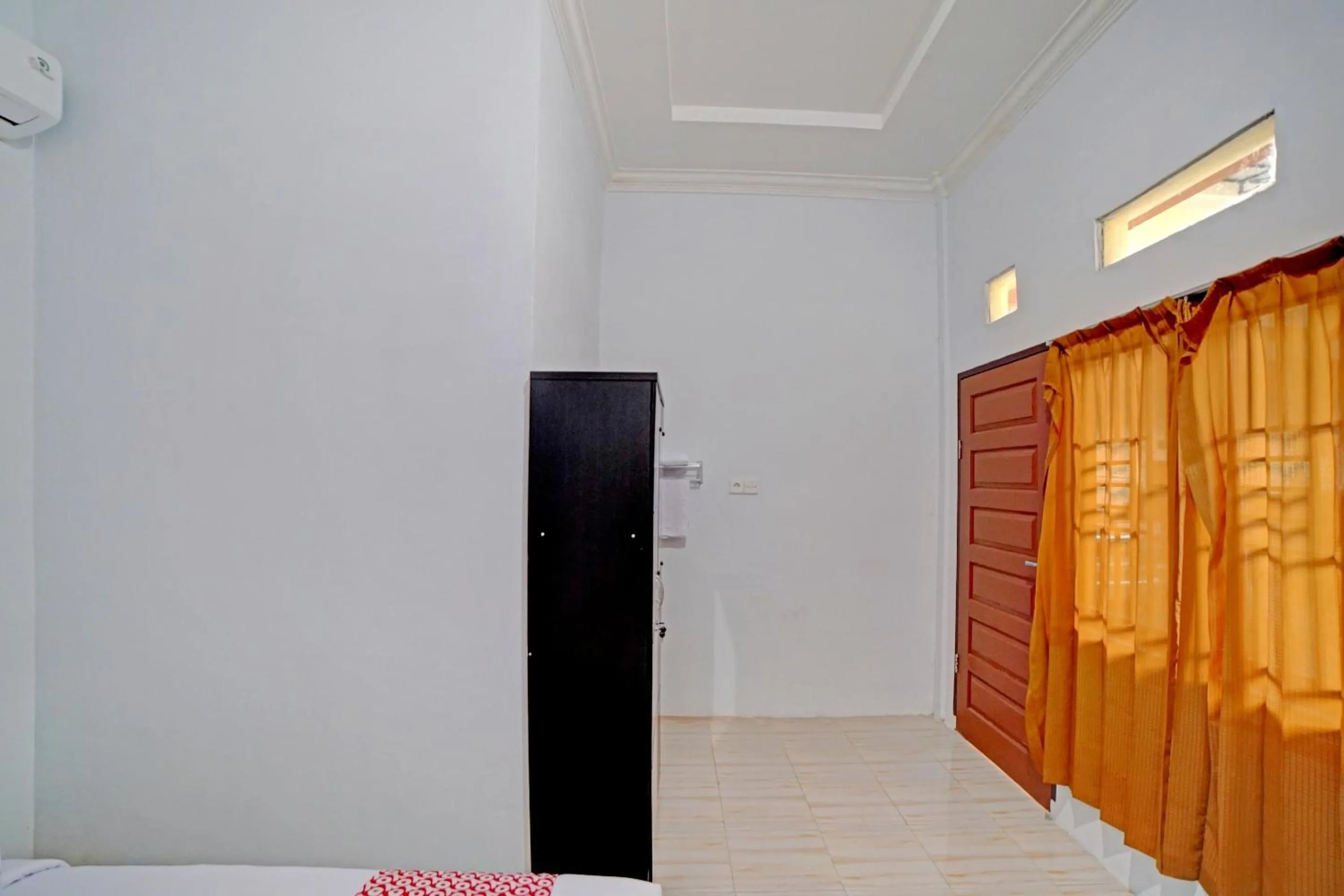 Bedroom, Bed in Hotel O Madina Residence Syariah