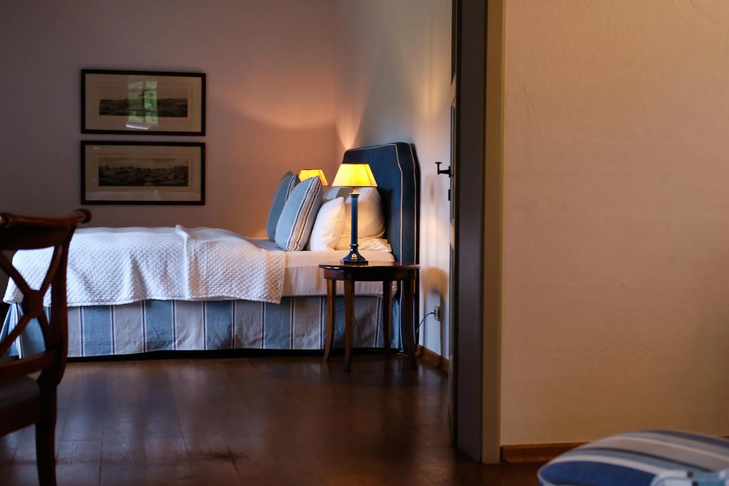 Bed in Relais & Châteaux Gutshaus Stolpe