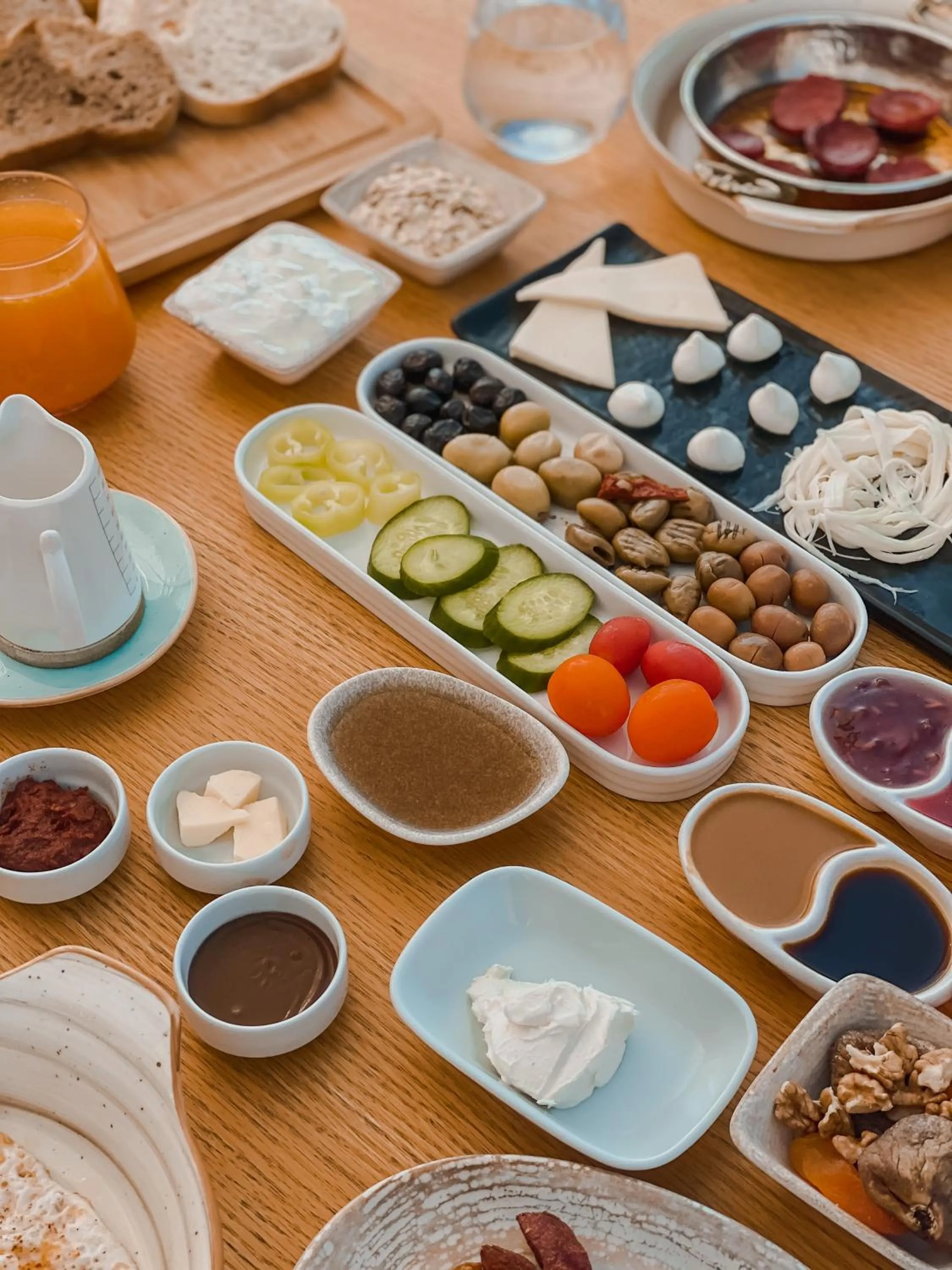 Breakfast in Hill House Adult Only