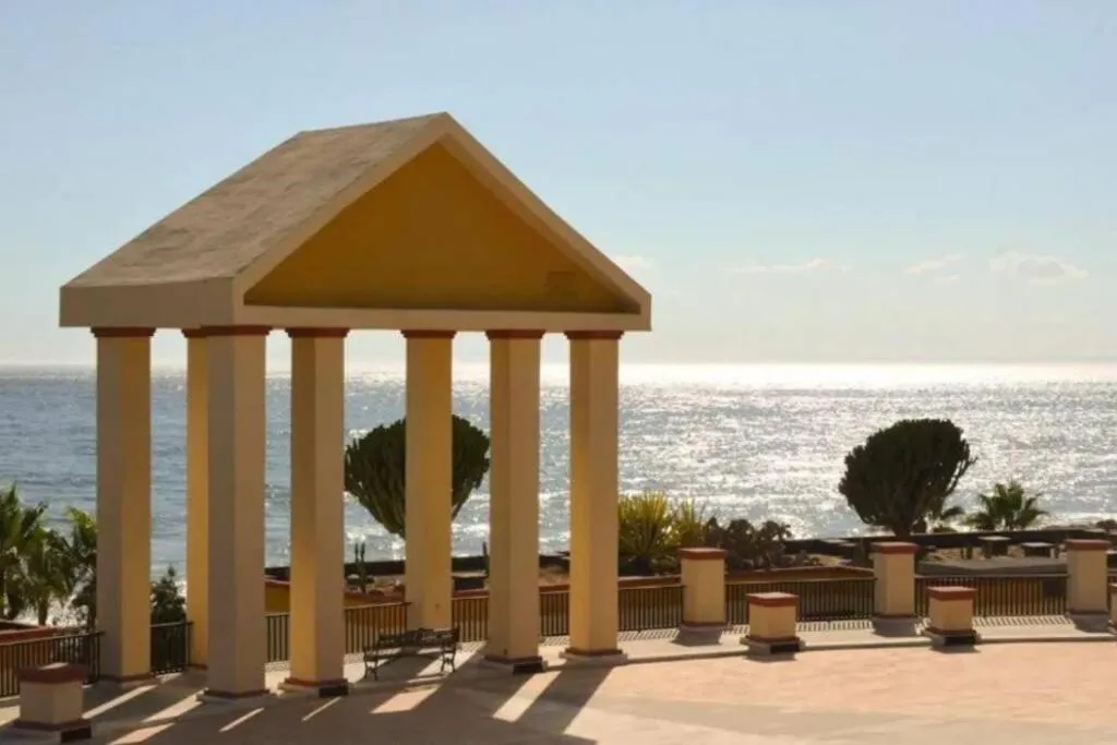 OleHolidays 602 Romana Playa primera linea playa