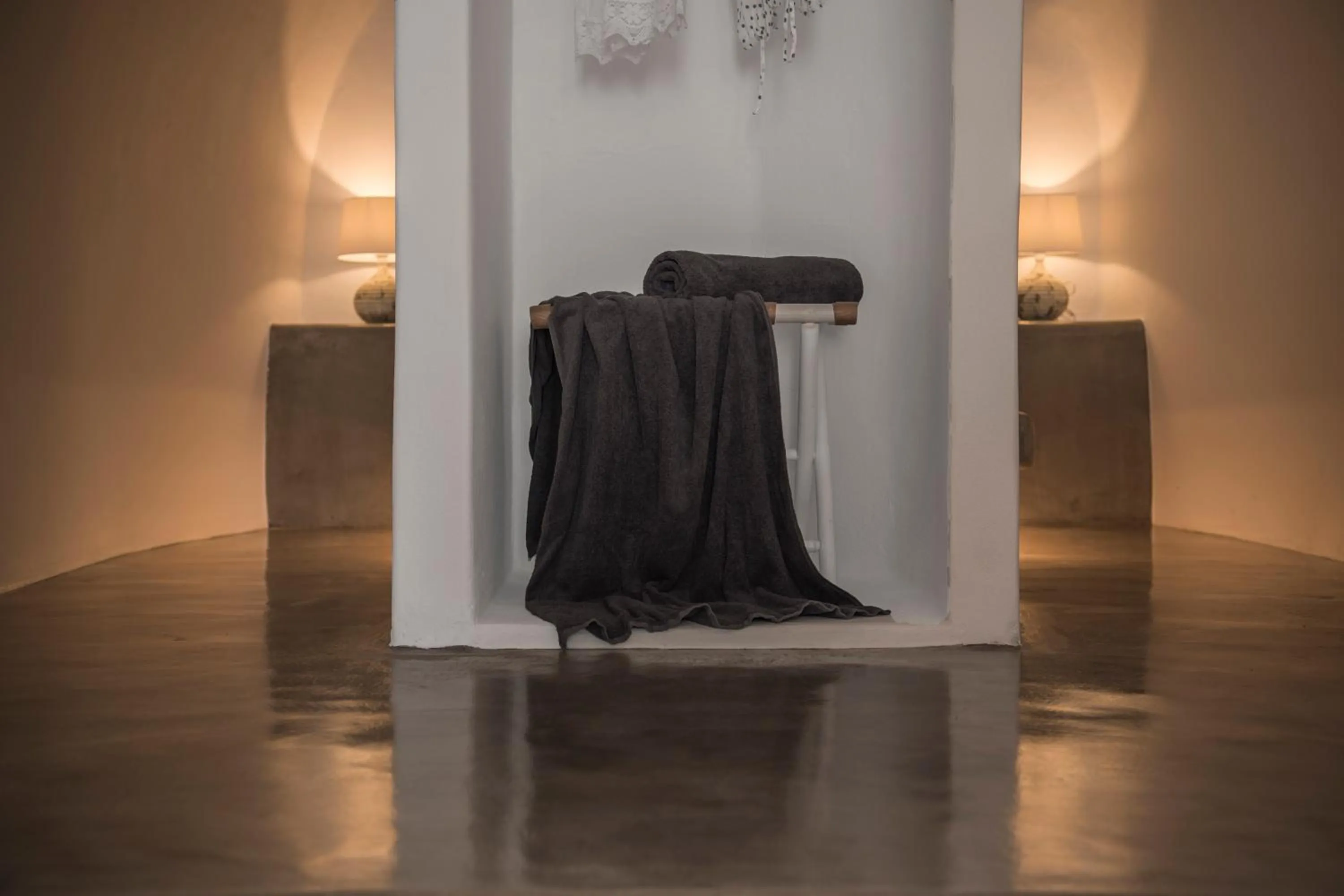 AQUA SERENITY LUXURY SUITES SANTORINI