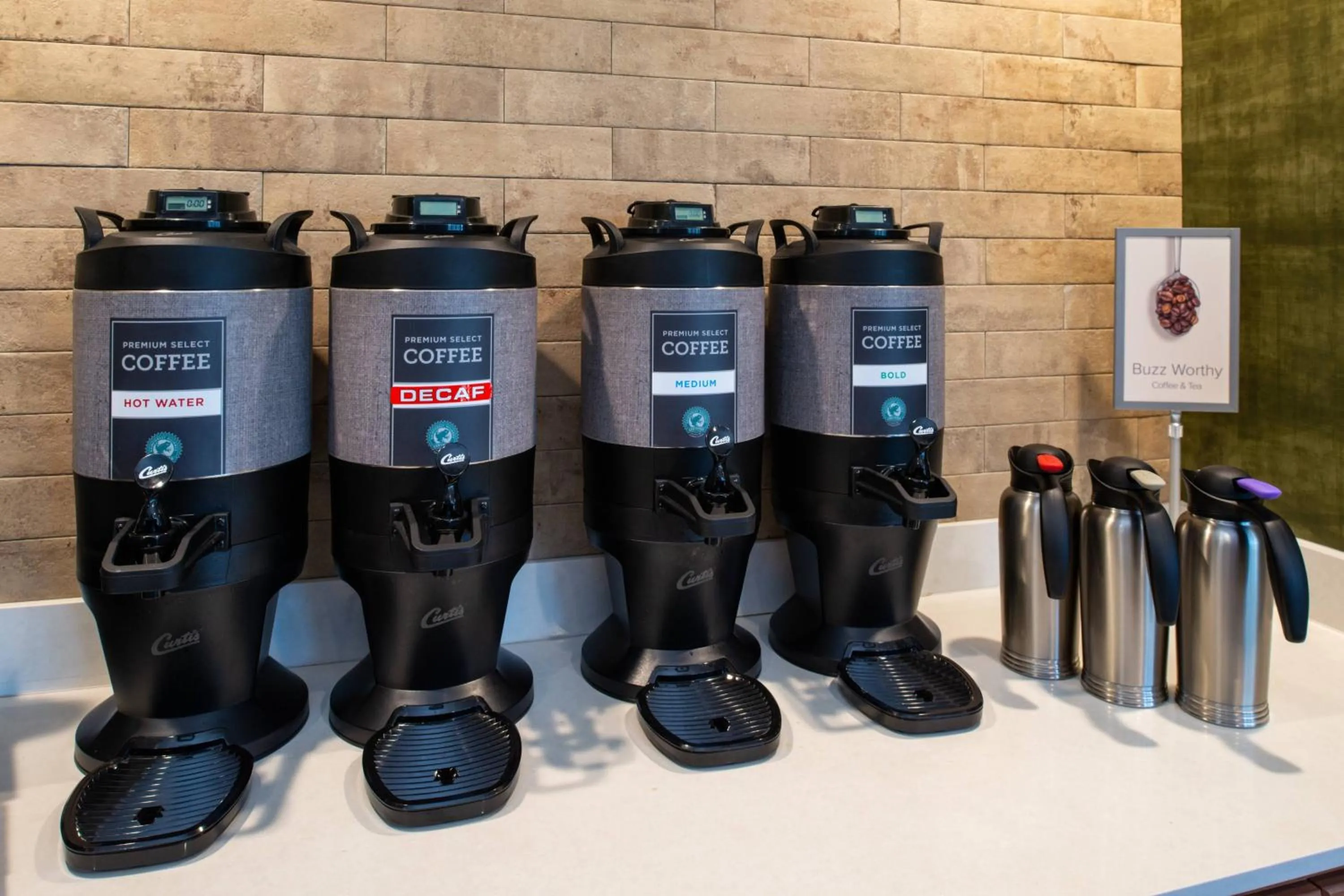 Lounge or bar in Fairfield Inn and Suites by Marriott Bakersfield Central