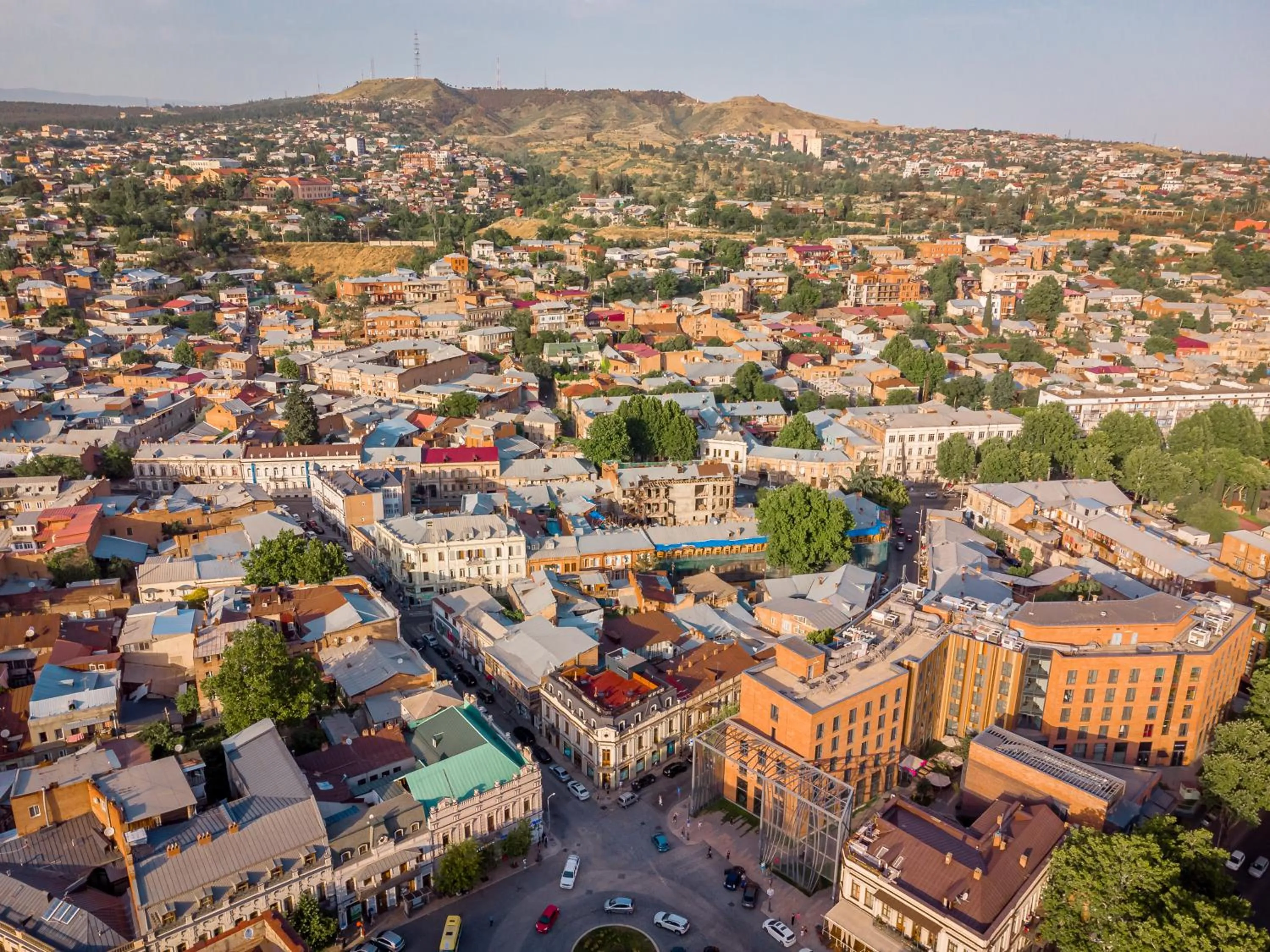 Property building in Monument1880