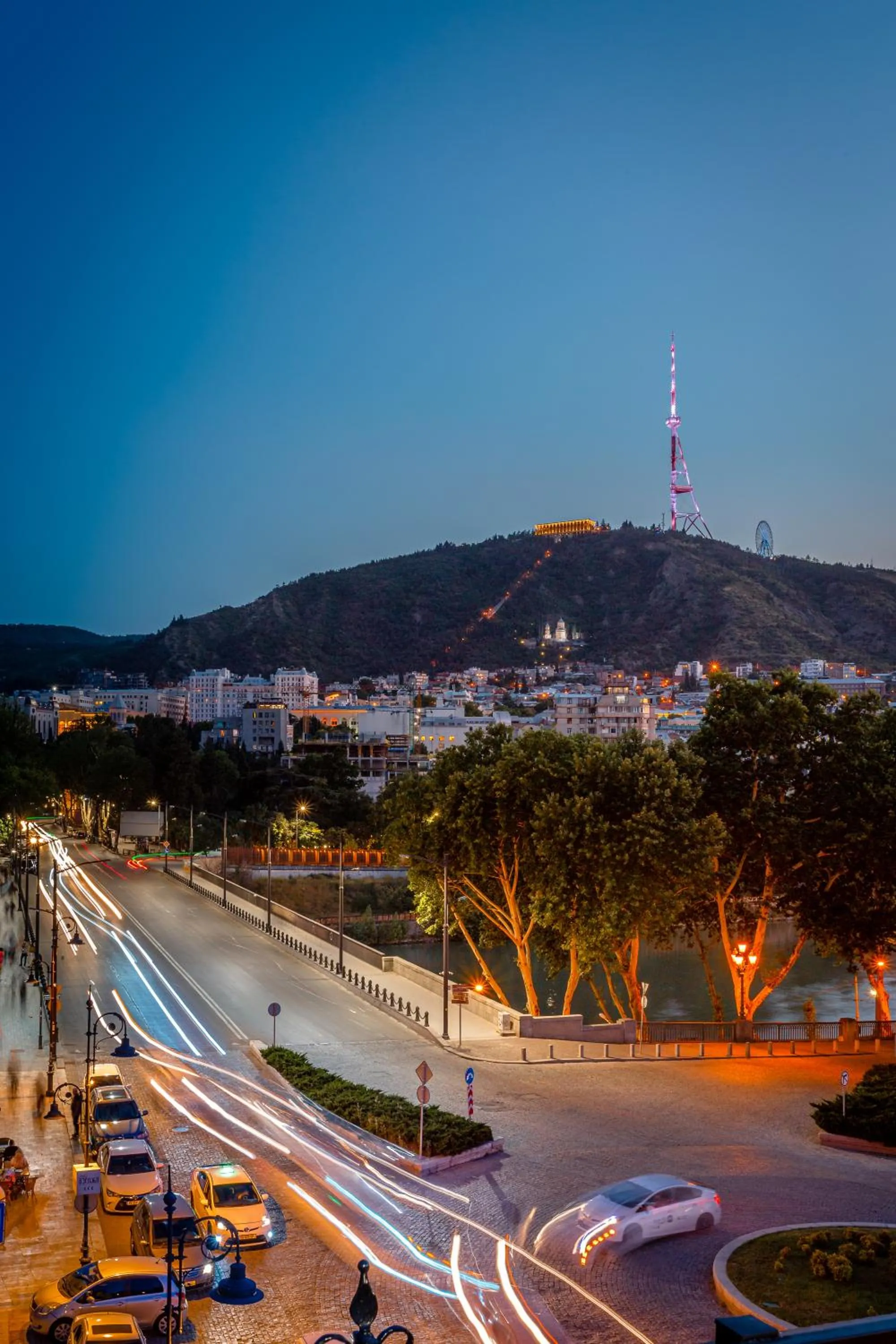 Night in Monument1880