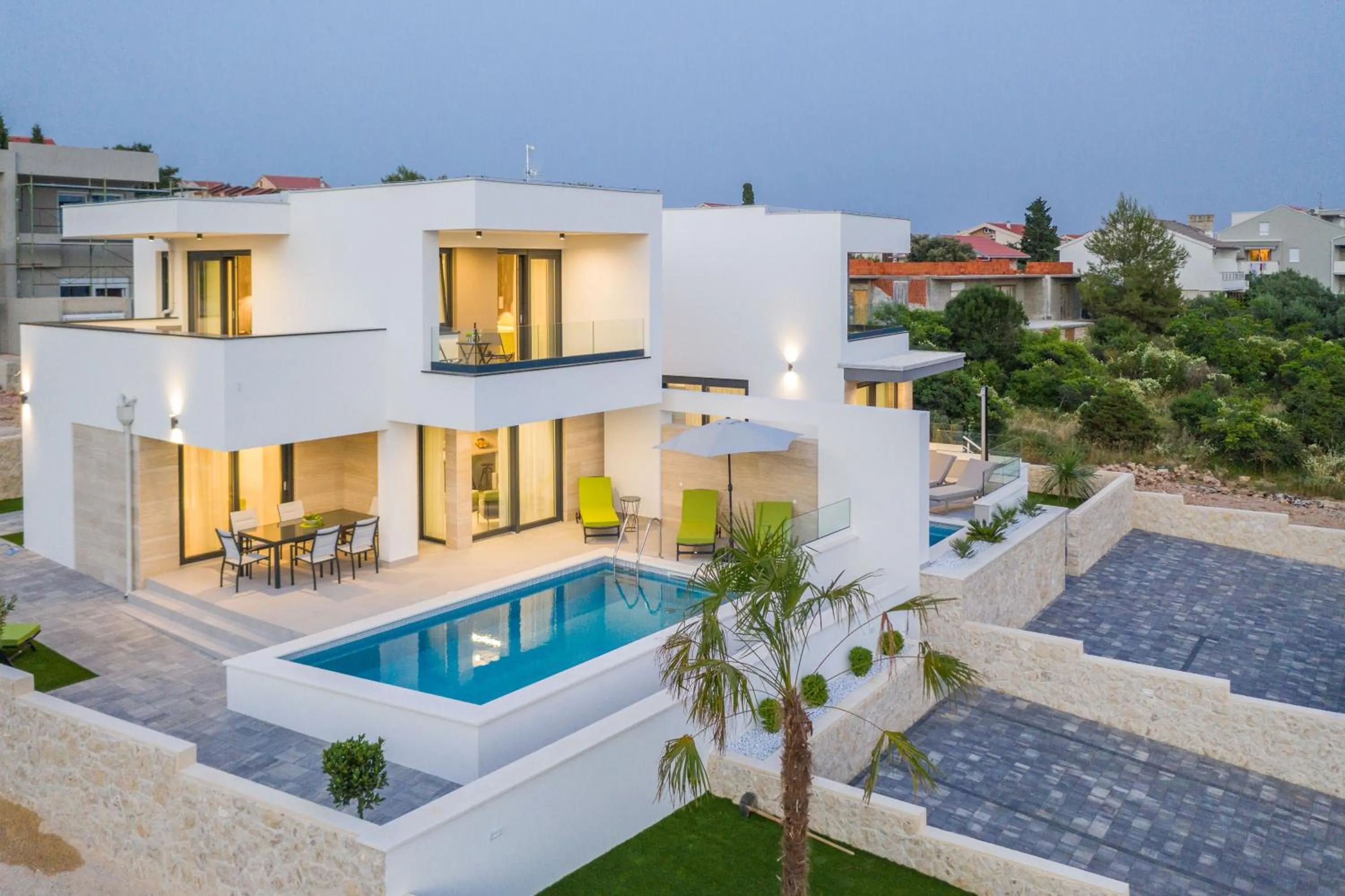 Luxury Villas Joy