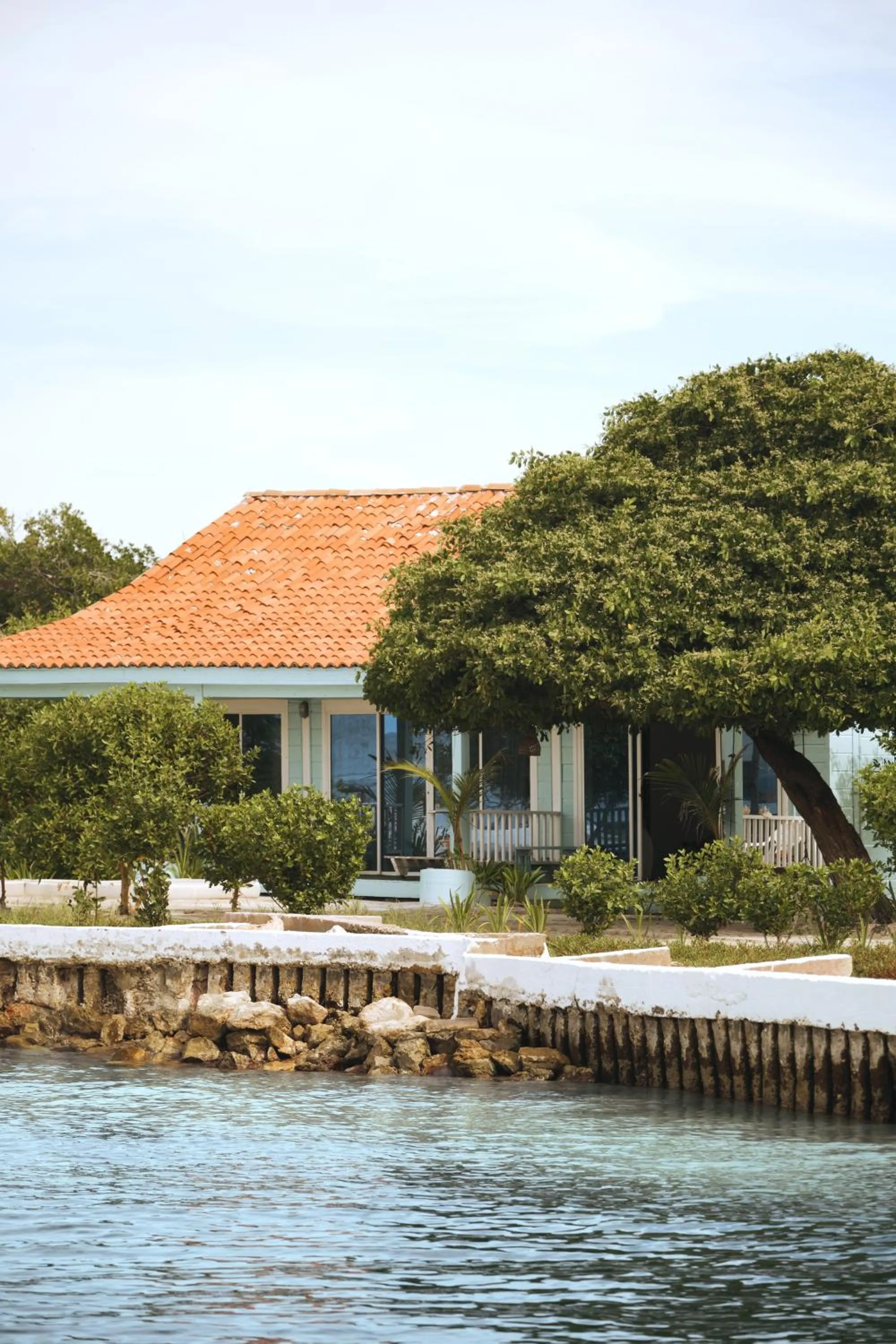 Property building in El Embrujo Tintipan