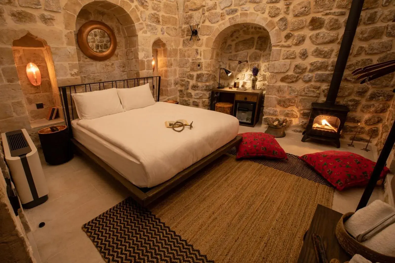 Bed in Mirsoum Hotel Bed in Mirsoum Hotel