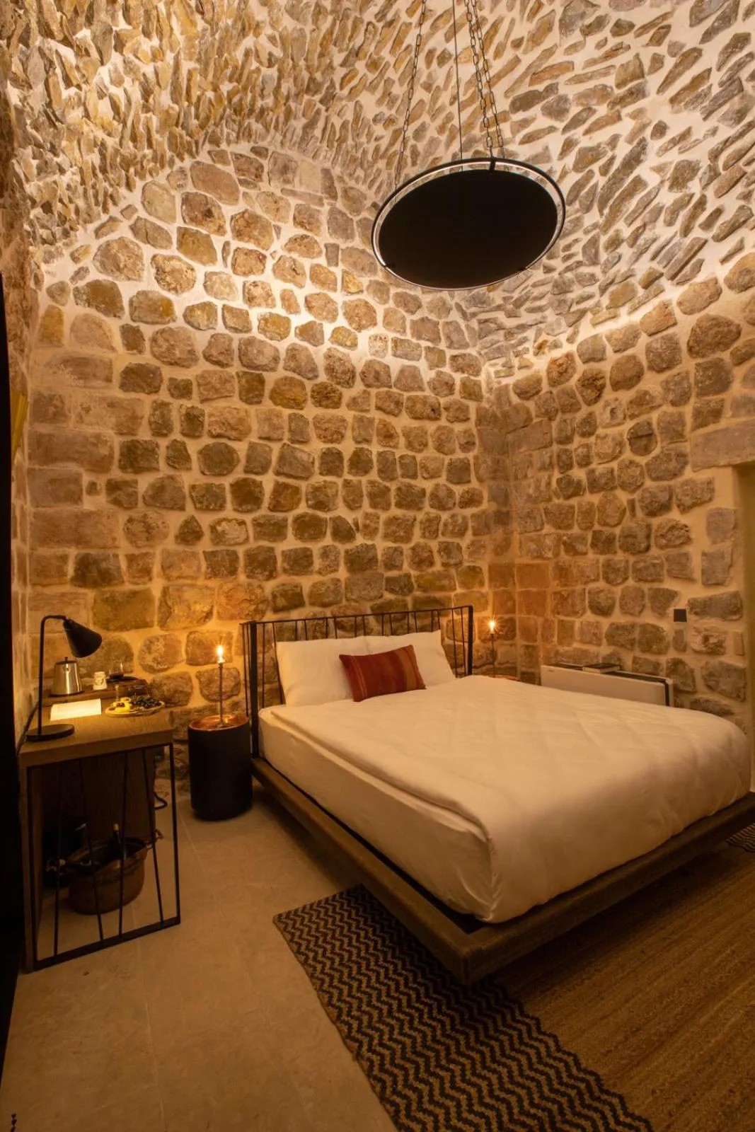 Bed in Mirsoum Hotel