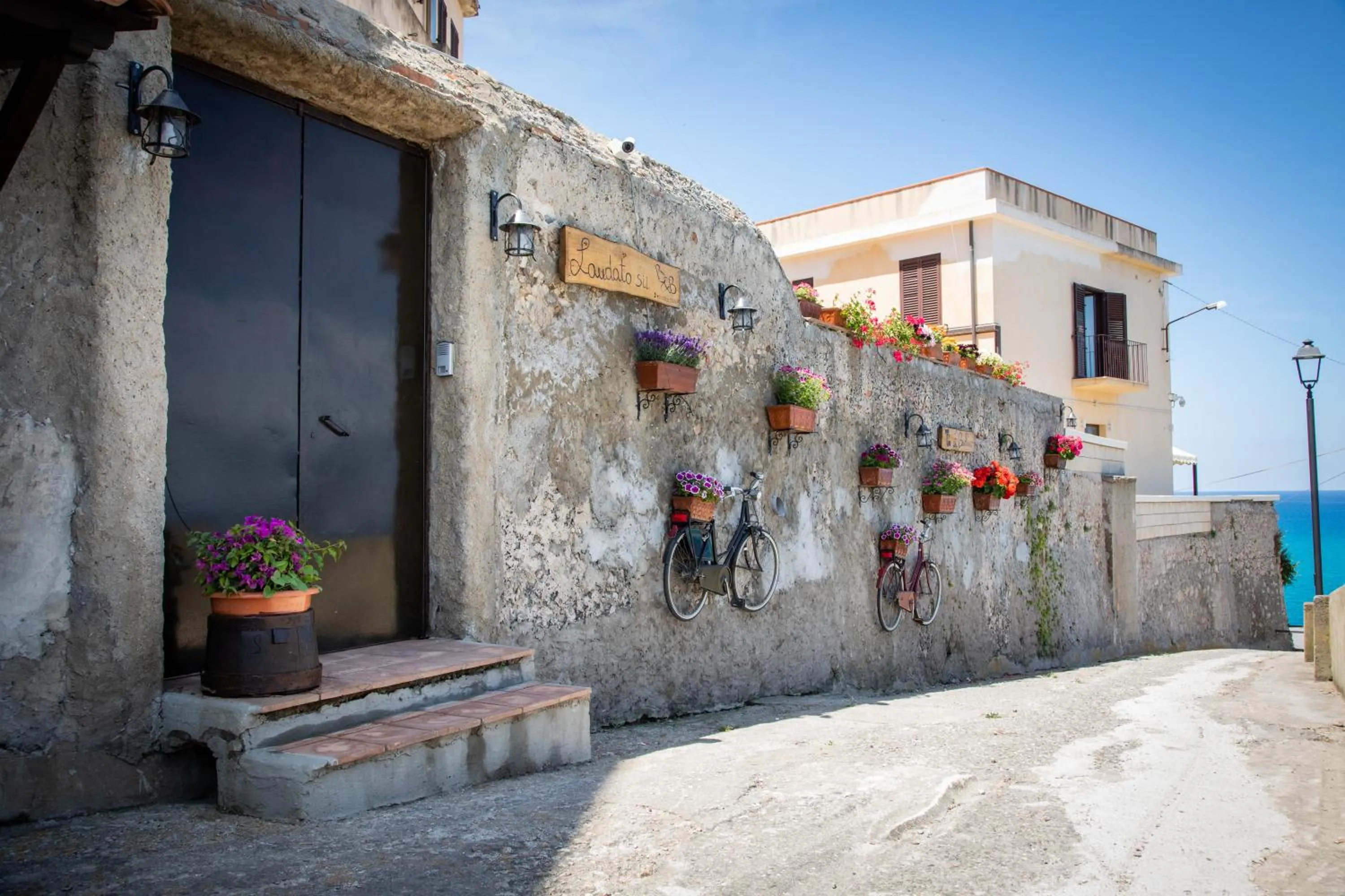 Property building in B&B Laudato Sii Tropea