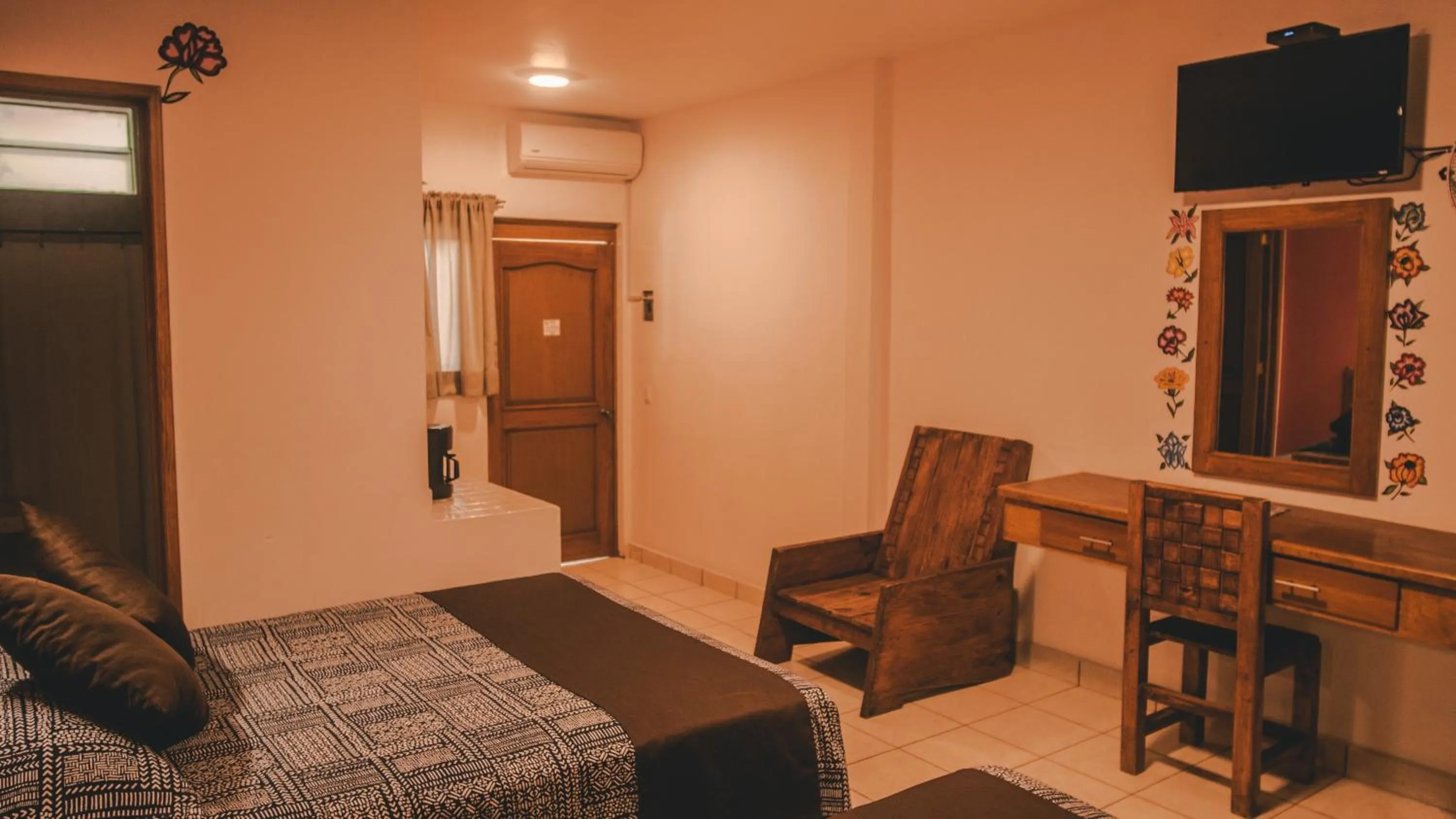 Bedroom, Bed in Los Ciruelos Oaxaca