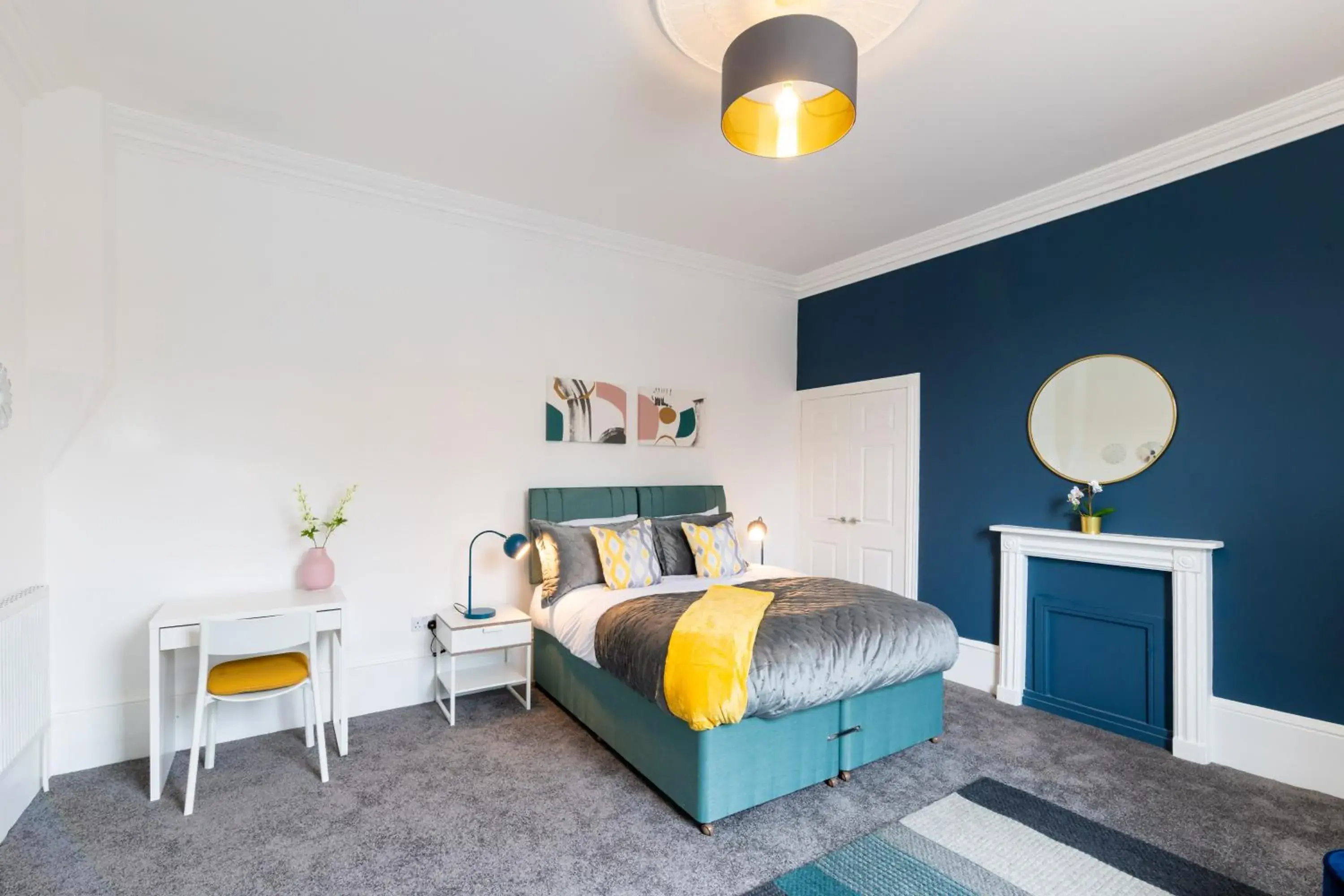 Bedroom, Bed in BrickSage Rooms, King's Lynn South Gate Bedroom, Bed in BrickSage Rooms, King's Lynn South Gate