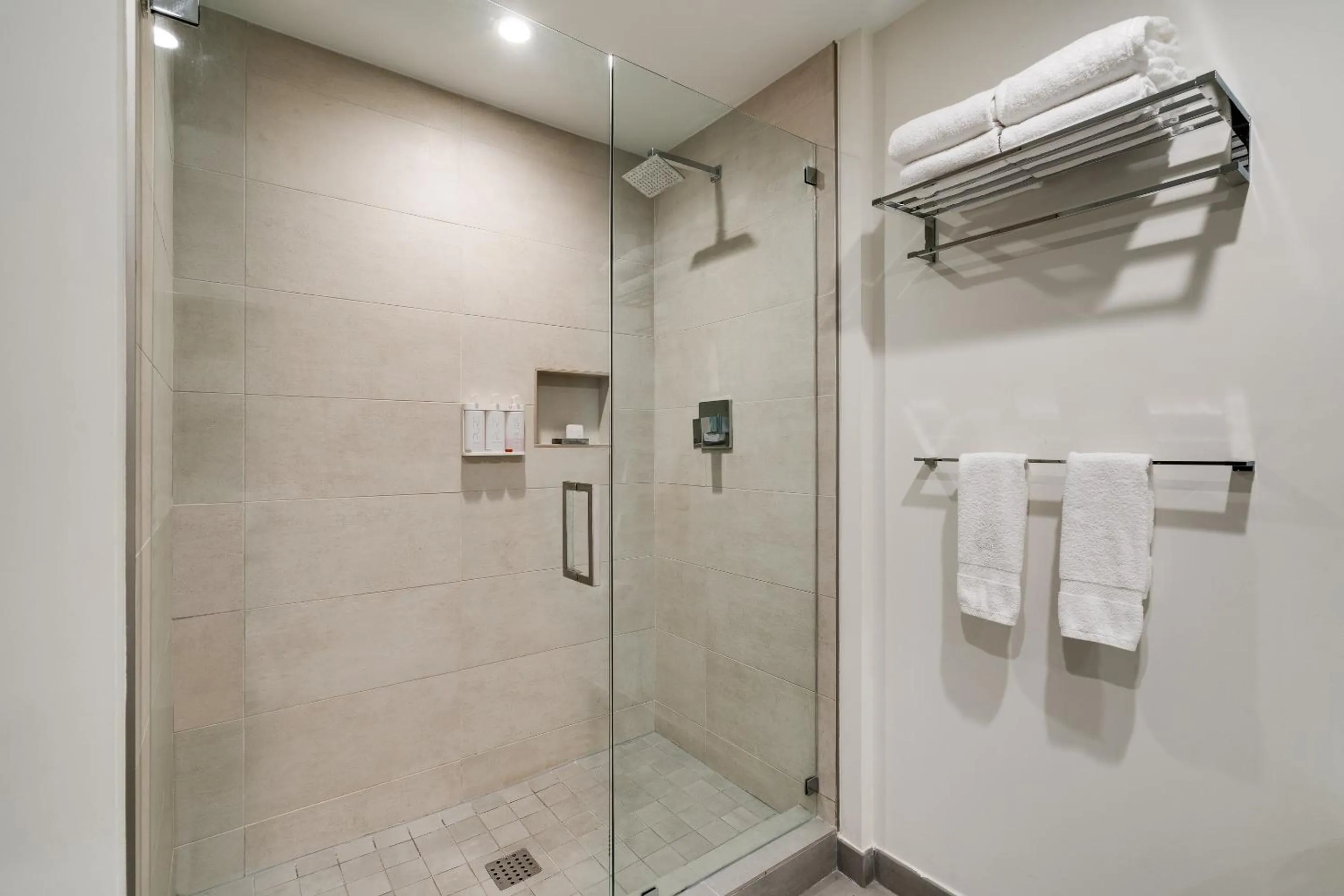 Costa Hollywood Beach Resort - An All Suite Hotel