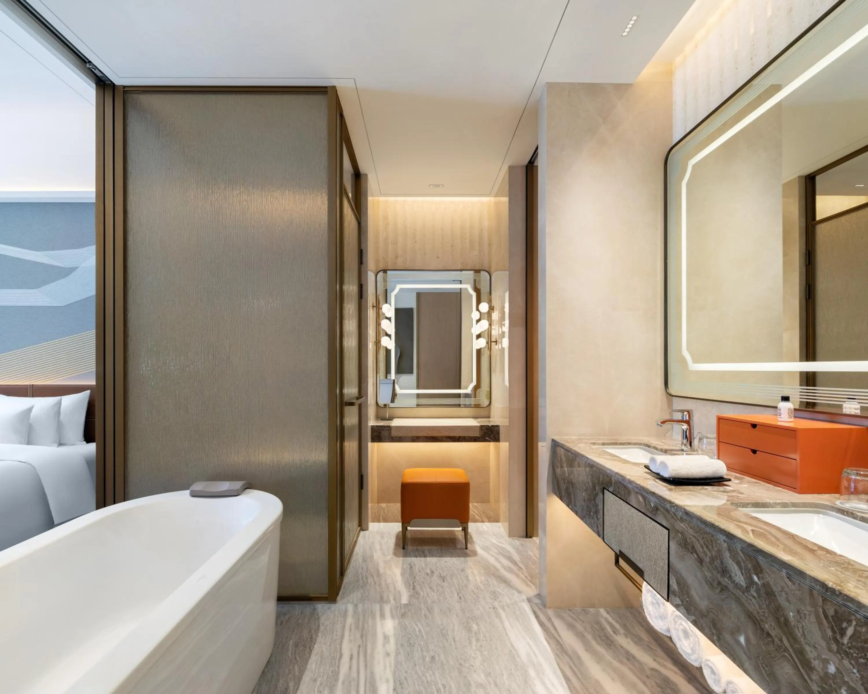 Bathroom, Bed in Radisson Collection Resort Nanjing