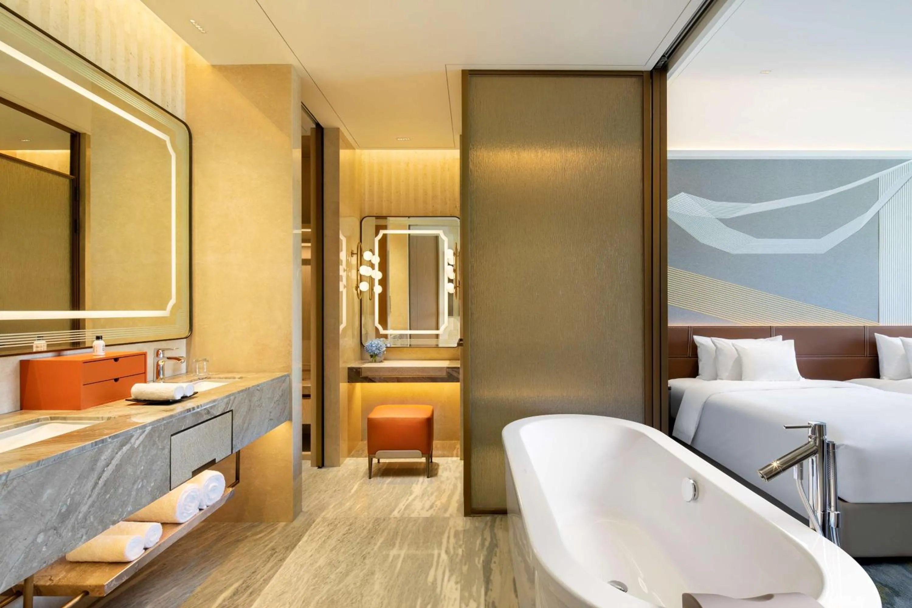 Bathroom, Bed in Radisson Collection Resort Nanjing